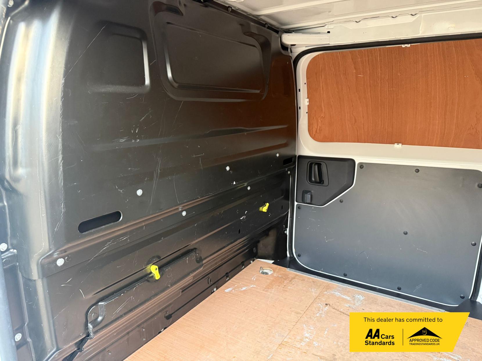 Vauxhall Vivaro 1.5 Turbo D 2900 Sportive Panel Van 5dr Diesel Manual L2 H1 Euro 6 (s/s) (100 ps)