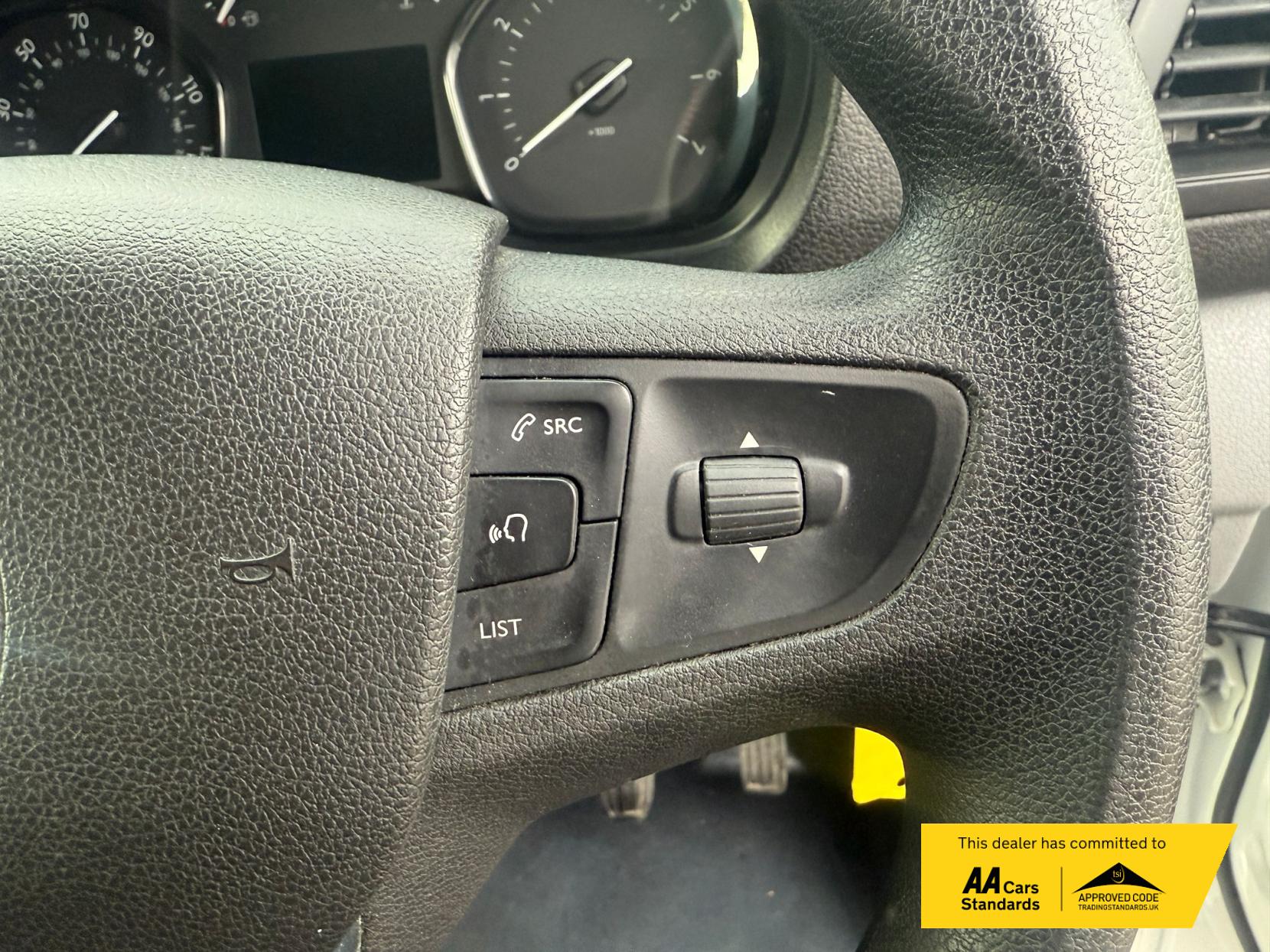 Vauxhall Vivaro 1.5 Turbo D 2900 Sportive Panel Van 5dr Diesel Manual L2 H1 Euro 6 (s/s) (100 ps)