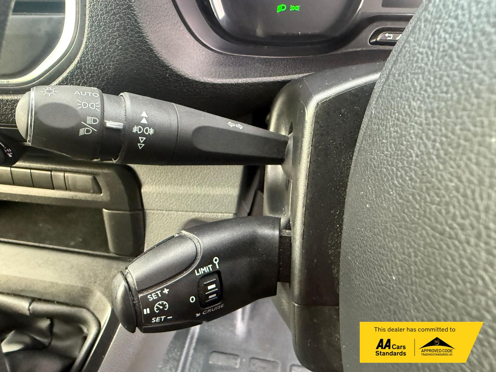 Vauxhall Vivaro 1.5 Turbo D 2900 Sportive Panel Van 5dr Diesel Manual L2 H1 Euro 6 (s/s) (100 ps)