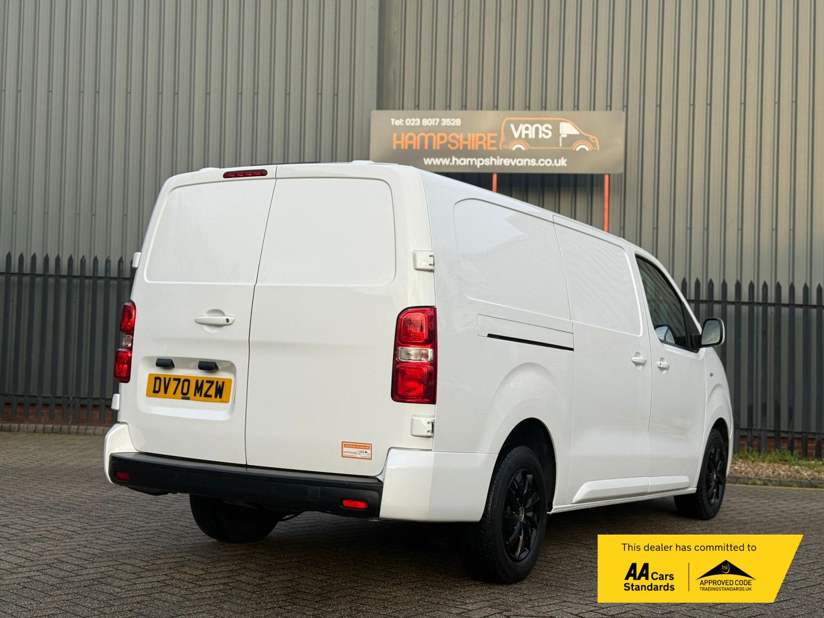 Vauxhall Vivaro 1.5 Turbo D 2900 Sportive Panel Van 5dr Diesel Manual L2 H1 Euro 6 (s/s) (100 ps)