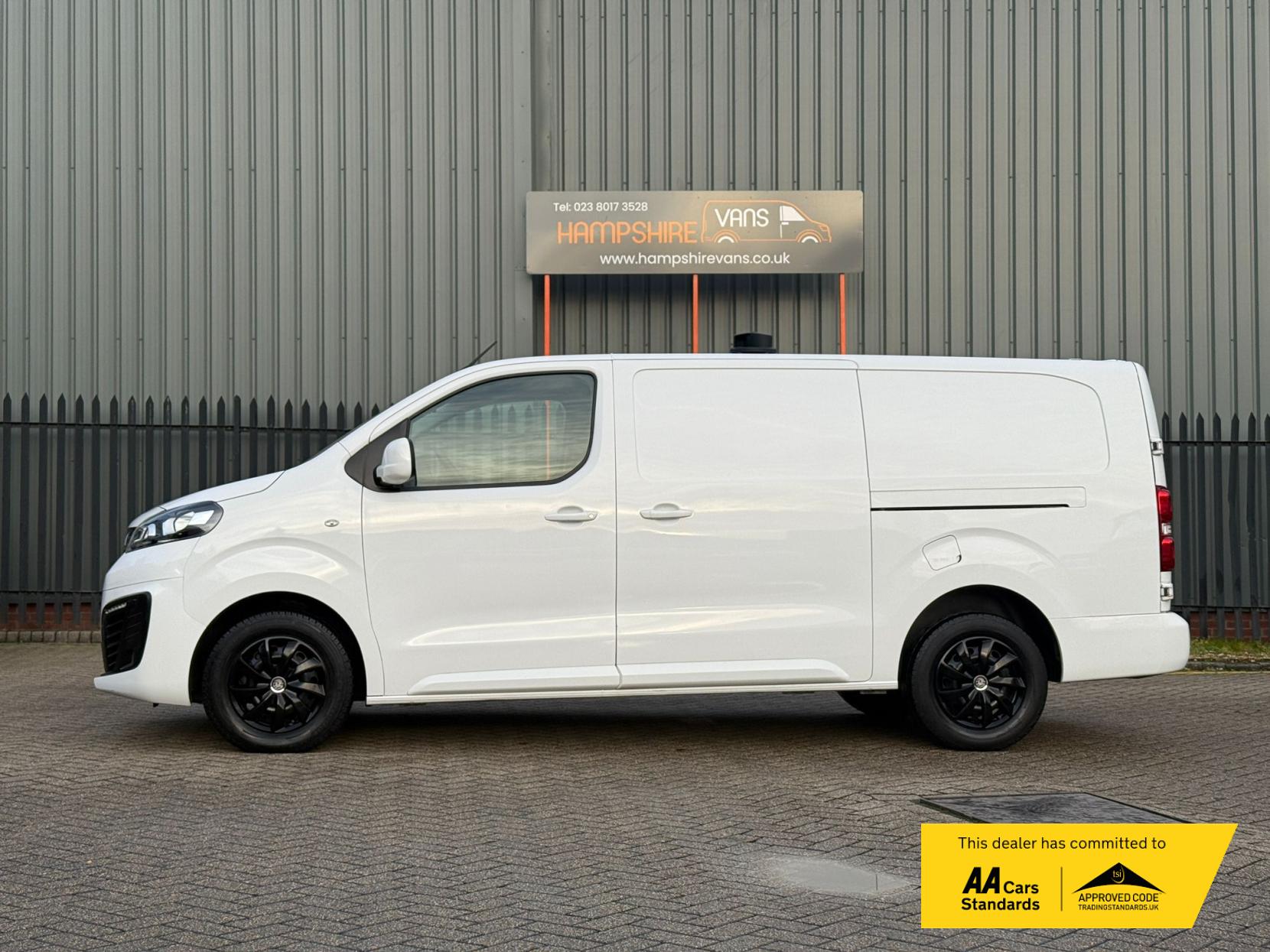Vauxhall Vivaro 1.5 Turbo D 2900 Sportive Panel Van 5dr Diesel Manual L2 H1 Euro 6 (s/s) (100 ps)