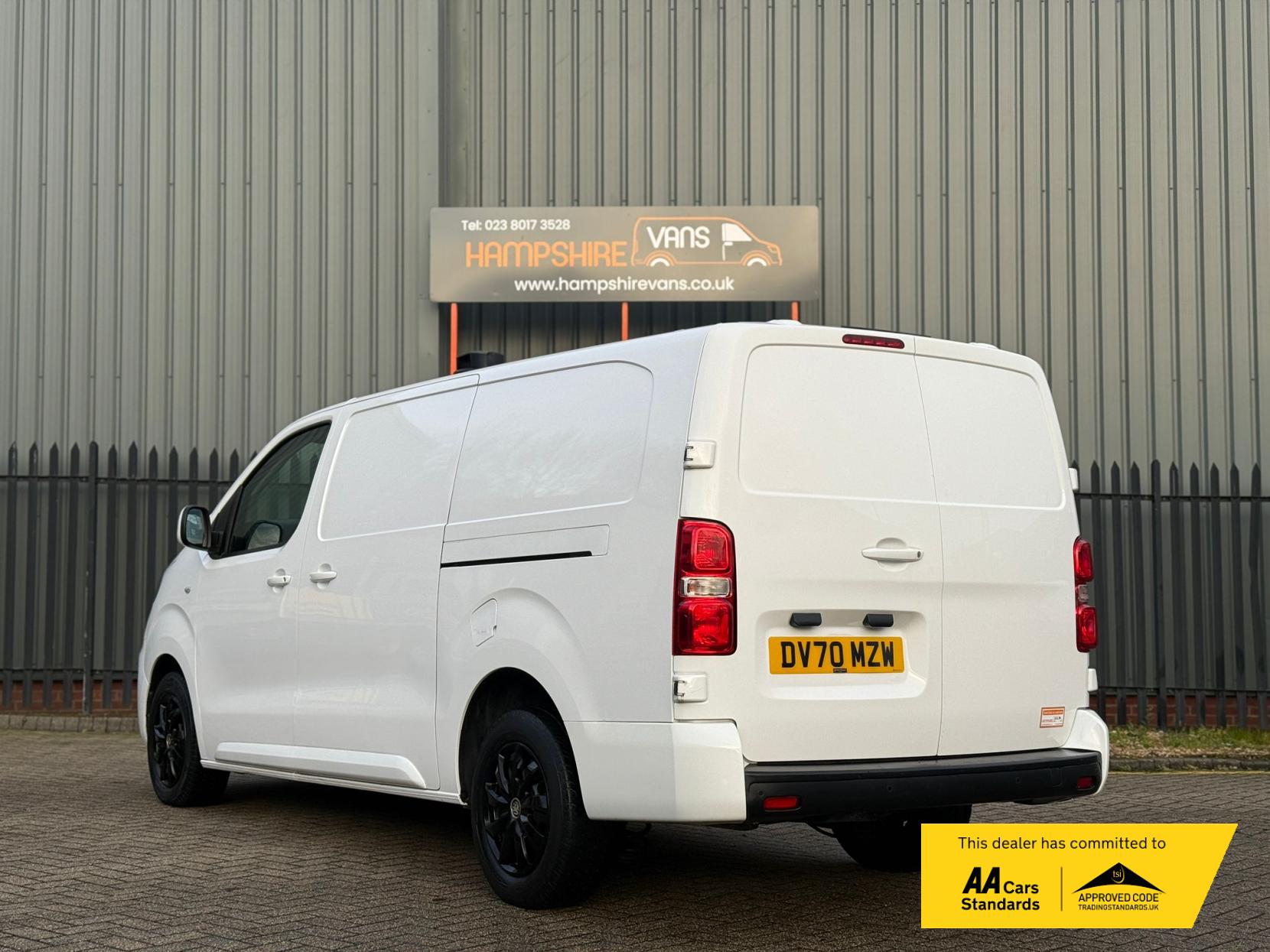 Vauxhall Vivaro 1.5 Turbo D 2900 Sportive Panel Van 5dr Diesel Manual L2 H1 Euro 6 (s/s) (100 ps)