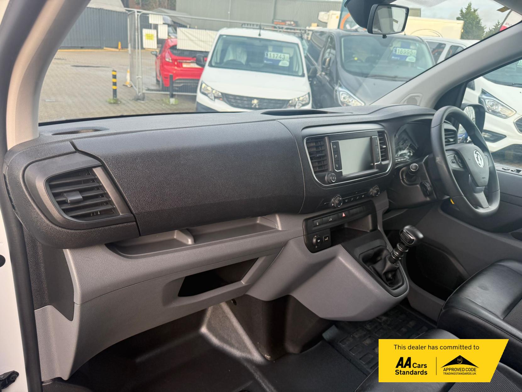 Vauxhall Vivaro 1.5 Turbo D 2900 Sportive Panel Van 5dr Diesel Manual L2 H1 Euro 6 (s/s) (100 ps)