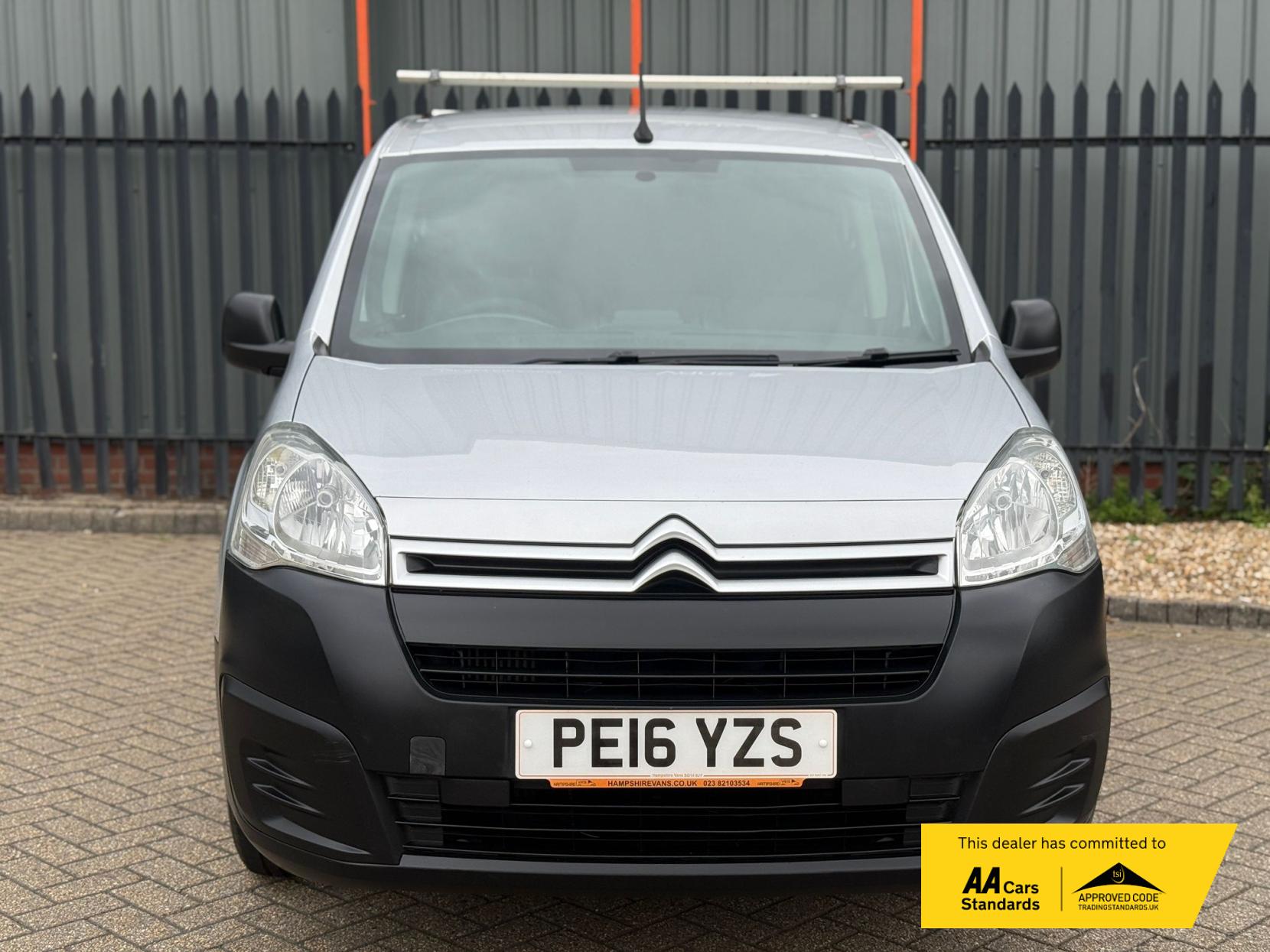 Citroen Berlingo 1.6 HDi 625 Enterprise Panel Van 5dr Diesel Manual L1 (131 g/km, 75 bhp)