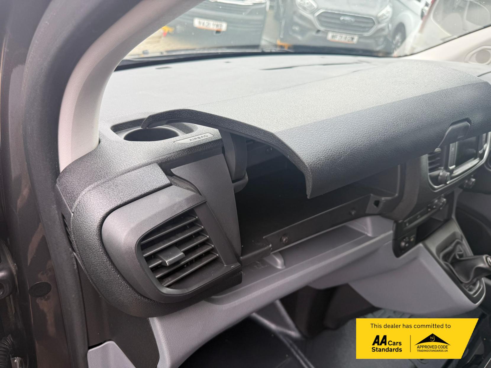 Peugeot Expert 1.5 BlueHDi 1000 Professional Standard Panel Van 6dr Diesel Manual MWB Euro 6 (s/s) (100 bhp)