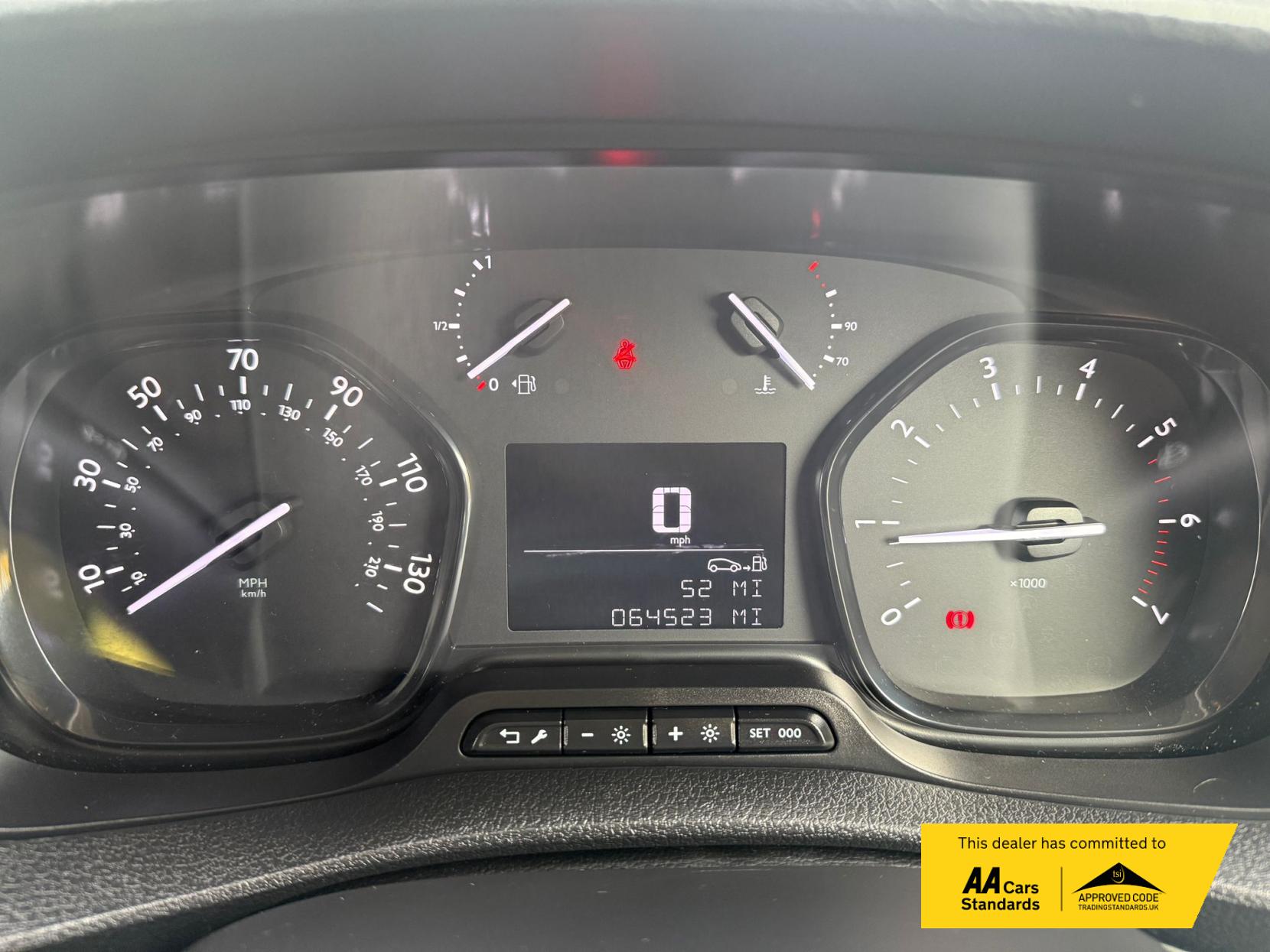 Peugeot Expert 1.5 BlueHDi 1000 Professional Standard Panel Van 6dr Diesel Manual MWB Euro 6 (s/s) (100 bhp)