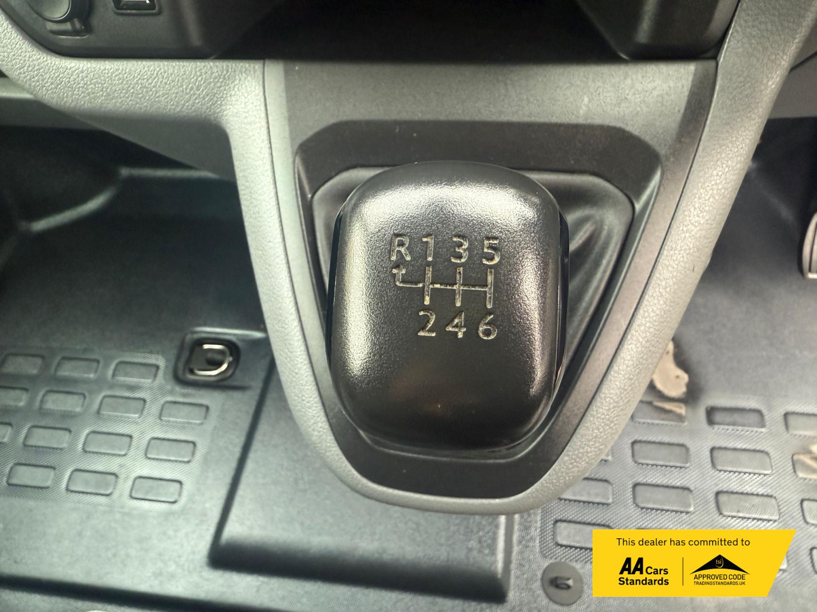 Peugeot Expert 1.5 BlueHDi 1000 Professional Standard Panel Van 6dr Diesel Manual MWB Euro 6 (s/s) (100 bhp)