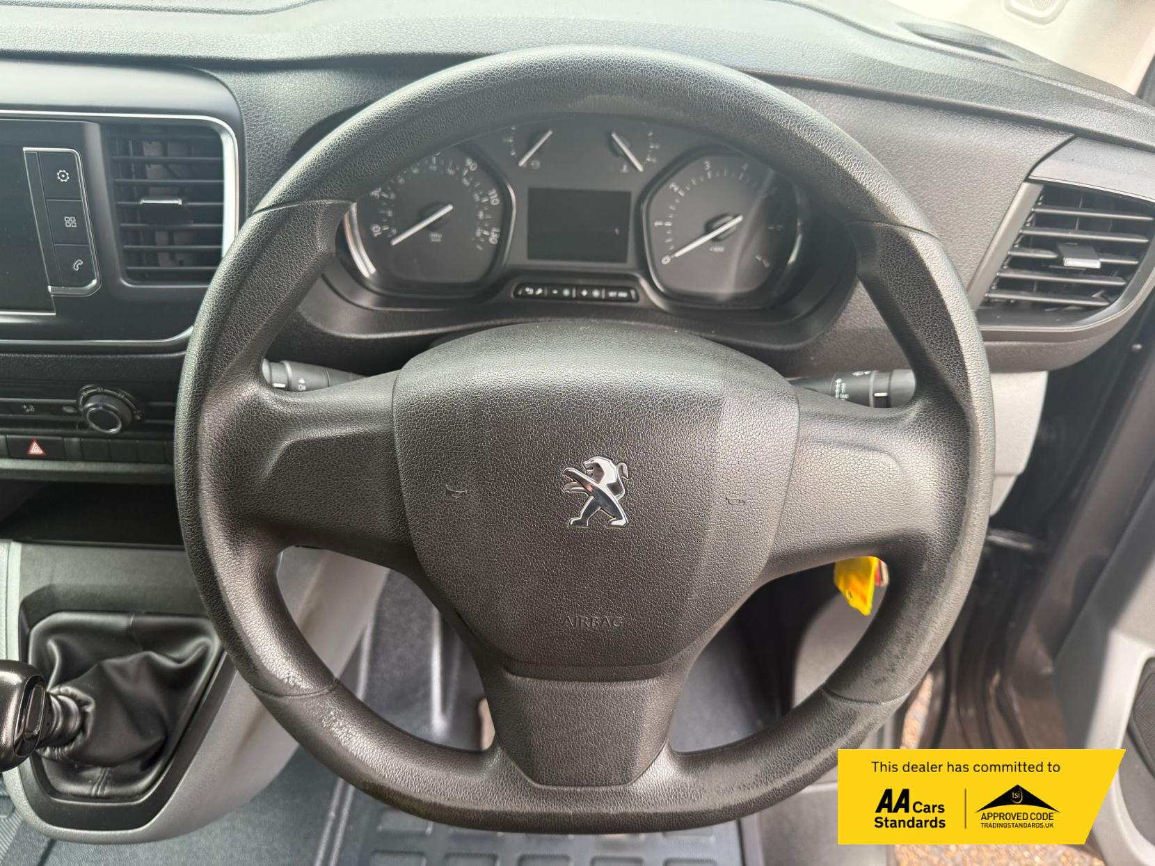 Peugeot Expert 1.5 BlueHDi 1000 Professional Standard Panel Van 6dr Diesel Manual MWB Euro 6 (s/s) (100 bhp)