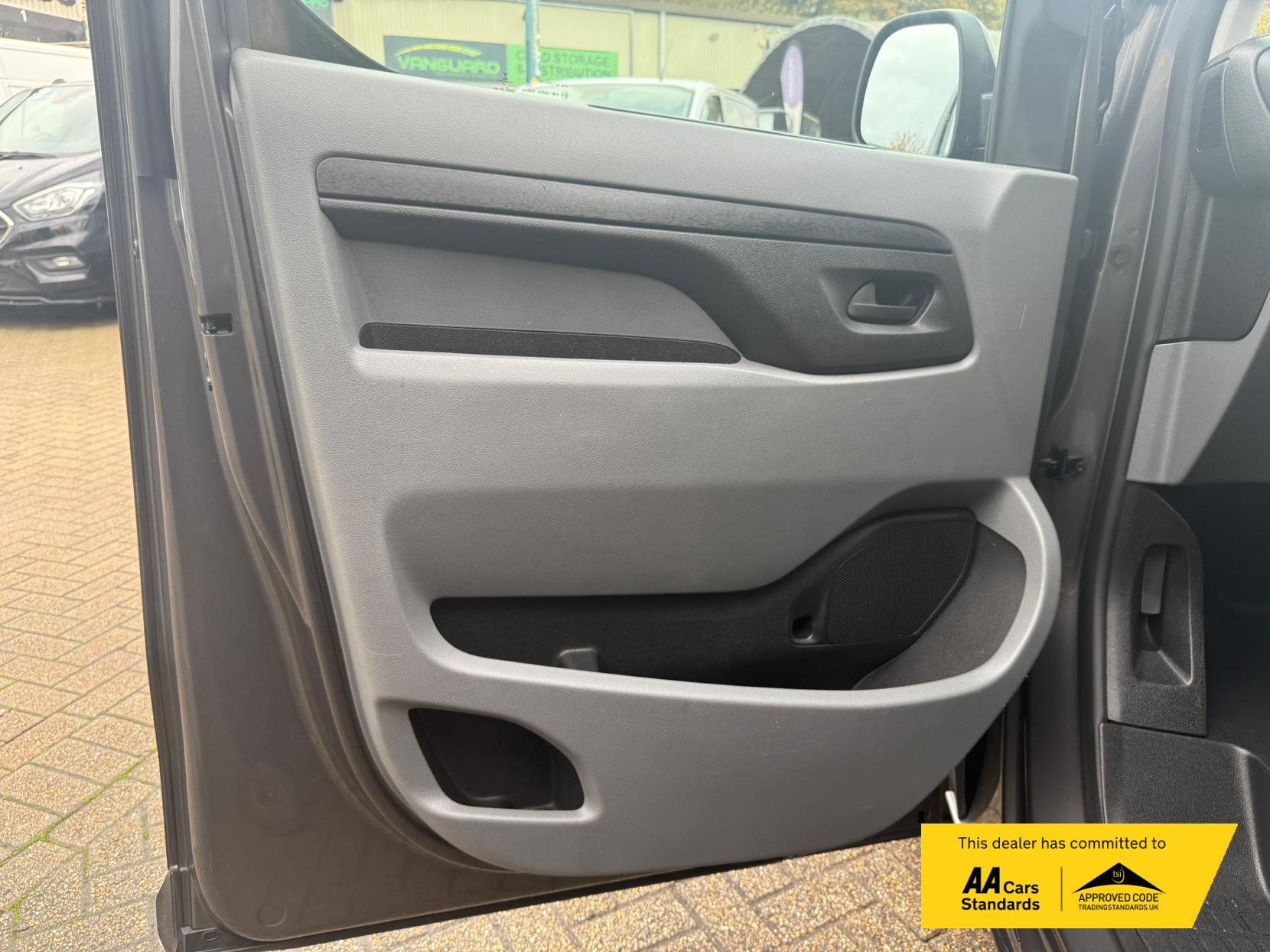 Peugeot Expert 1.5 BlueHDi 1000 Professional Standard Panel Van 6dr Diesel Manual MWB Euro 6 (s/s) (100 bhp)