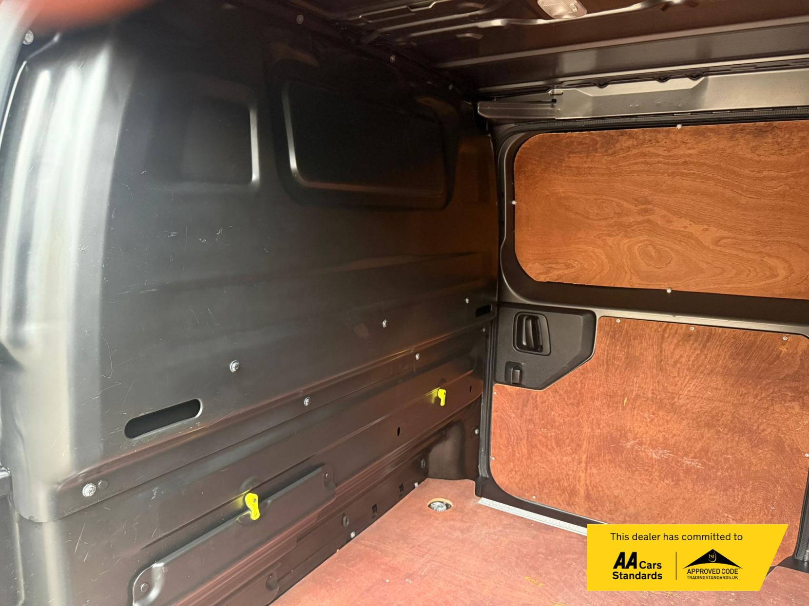 Peugeot Expert 1.5 BlueHDi 1000 Professional Standard Panel Van 6dr Diesel Manual MWB Euro 6 (s/s) (100 bhp)