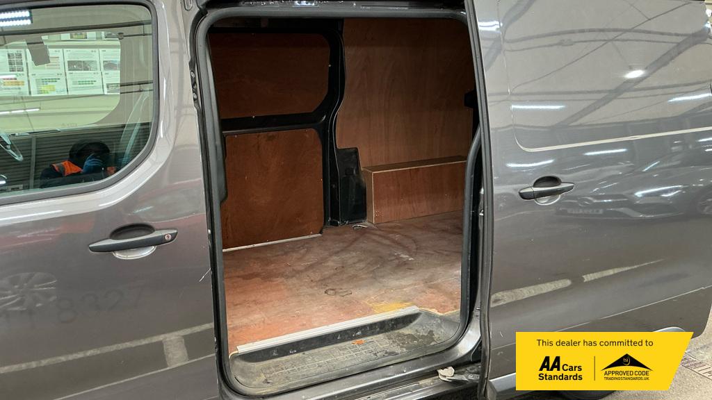 Peugeot Expert 1.5 BlueHDi 1000 Professional Standard Panel Van 6dr Diesel Manual MWB Euro 6 (s/s) (100 bhp)