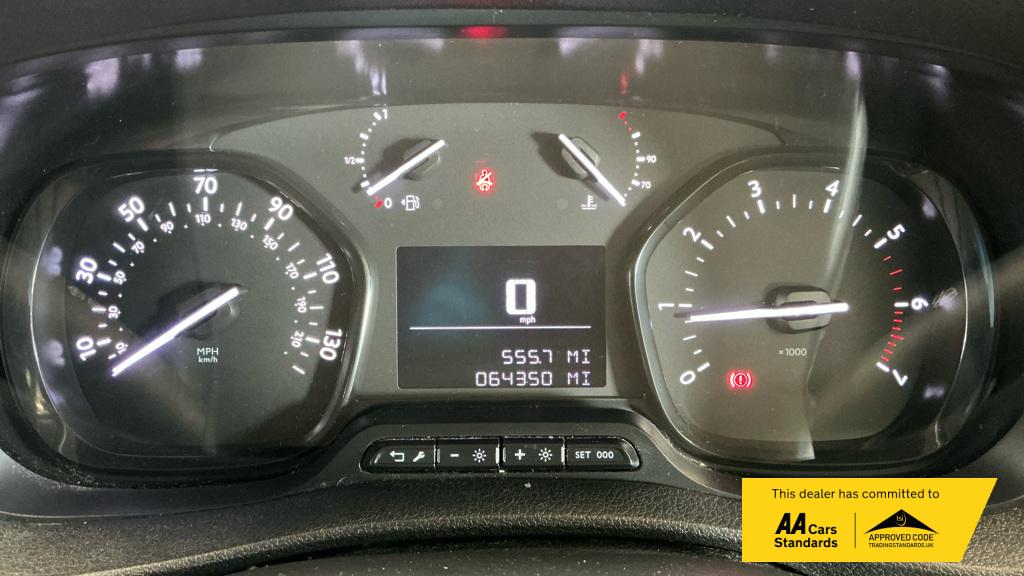 Peugeot Expert 1.5 BlueHDi 1000 Professional Standard Panel Van 6dr Diesel Manual MWB Euro 6 (s/s) (100 bhp)