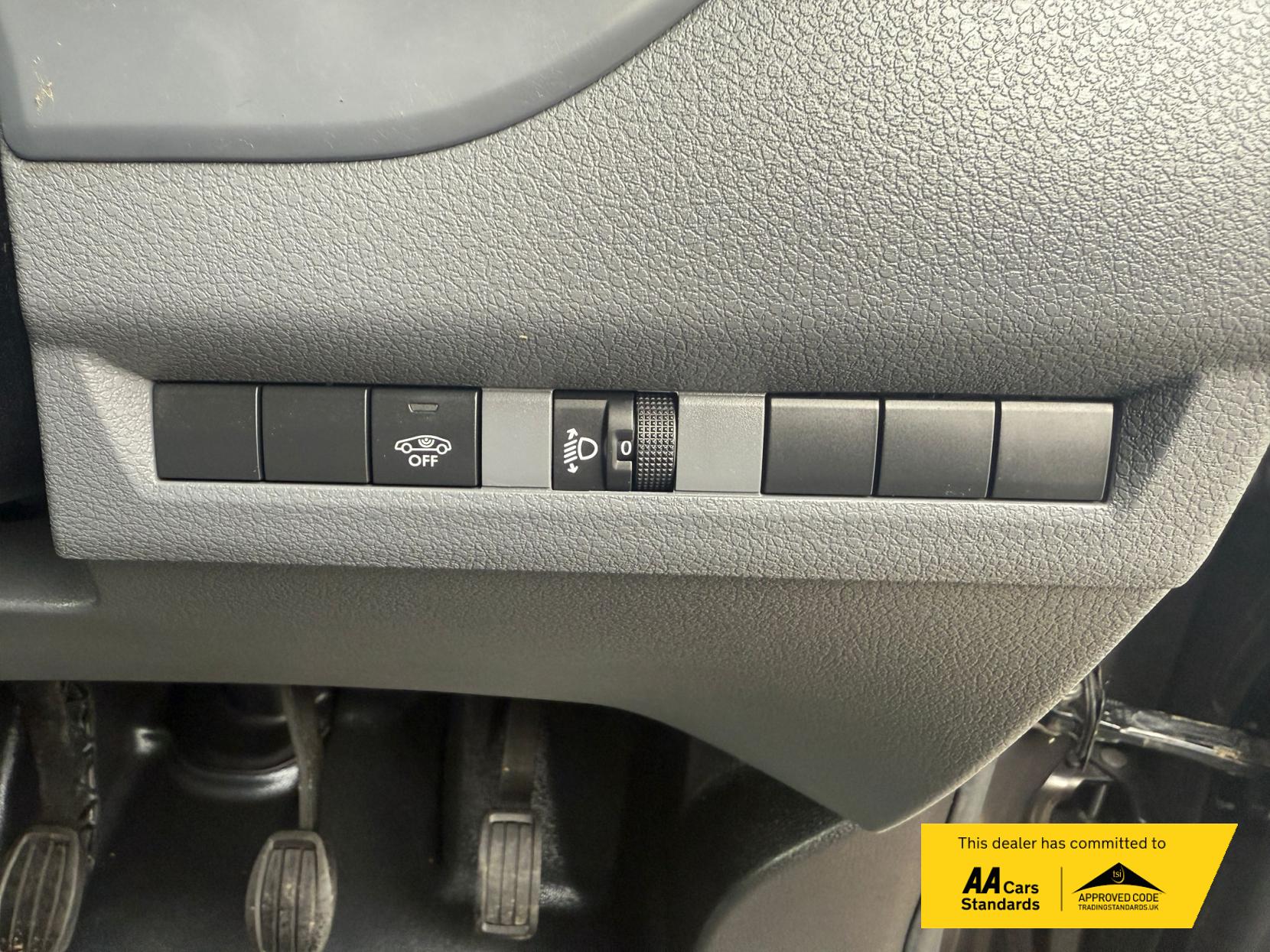 Peugeot Expert 1.5 BlueHDi 1000 Professional Standard Panel Van 6dr Diesel Manual MWB Euro 6 (s/s) (100 bhp)