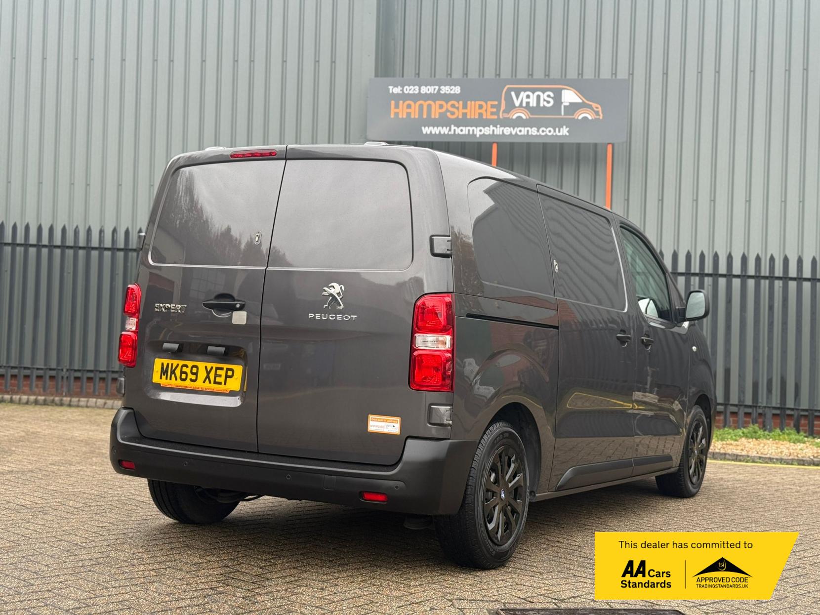 Peugeot Expert 1.5 BlueHDi 1000 Professional Standard Panel Van 6dr Diesel Manual MWB Euro 6 (s/s) (100 bhp)