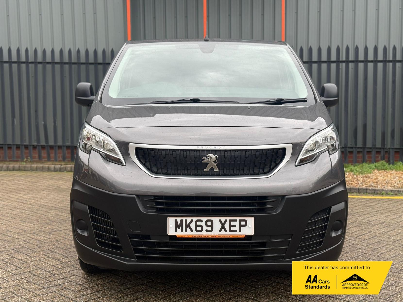 Peugeot Expert 1.5 BlueHDi 1000 Professional Standard Panel Van 6dr Diesel Manual MWB Euro 6 (s/s) (100 bhp)