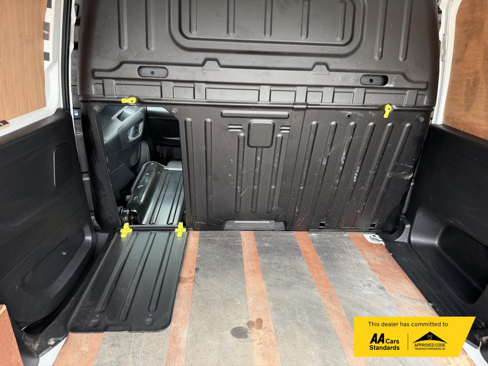 2020 Peugeot Partner 1.5 BlueHDi 1000 Professional Standard Panel Van 5dr Diesel Manual SWB Euro 6 (s/s) (100 bhp) - Thumbnail 21