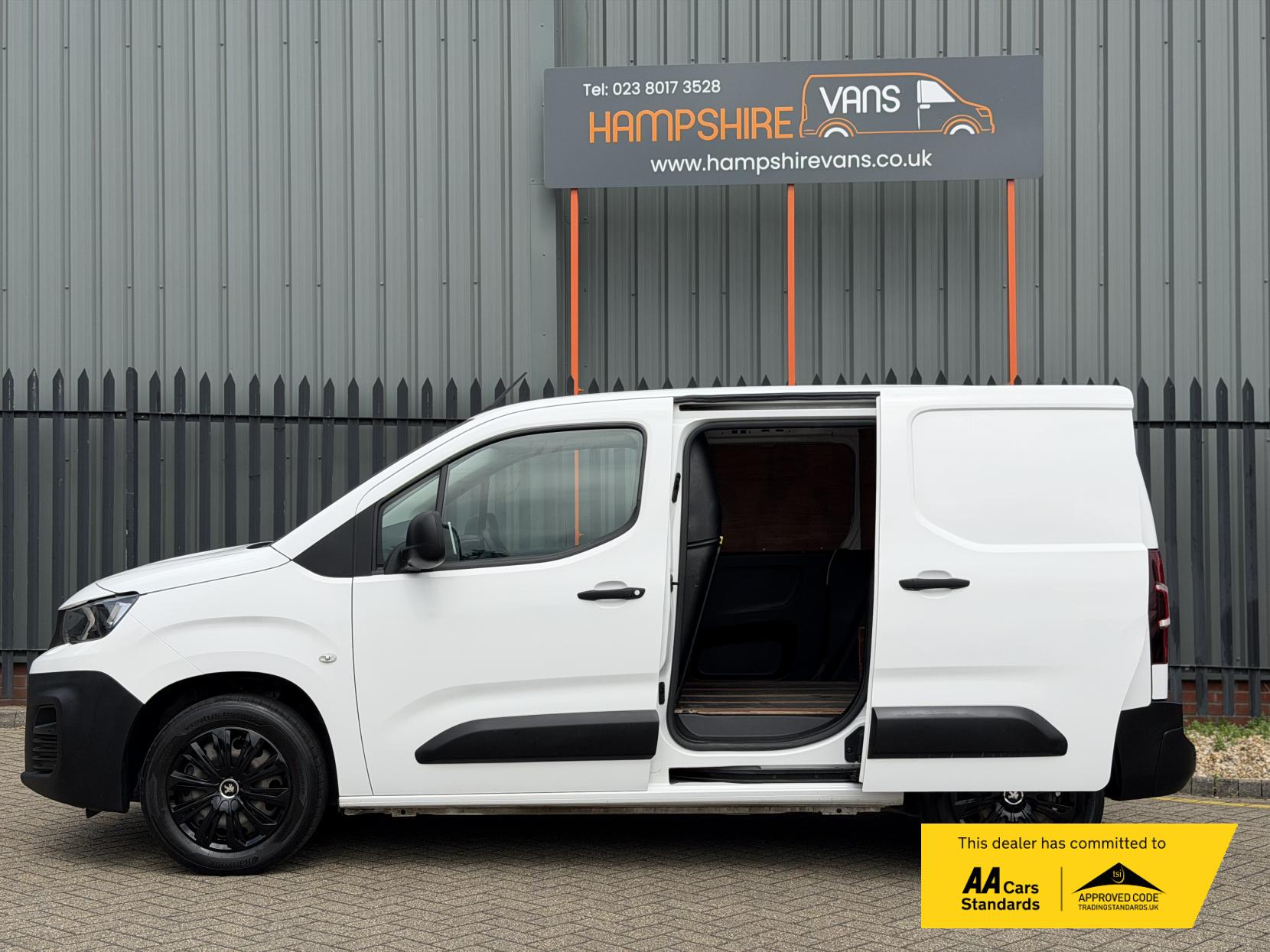 2020 Peugeot Partner 1.5 BlueHDi 1000 Professional Standard Panel Van 5dr Diesel Manual SWB Euro 6 (s/s) (100 bhp) - Thumbnail 6