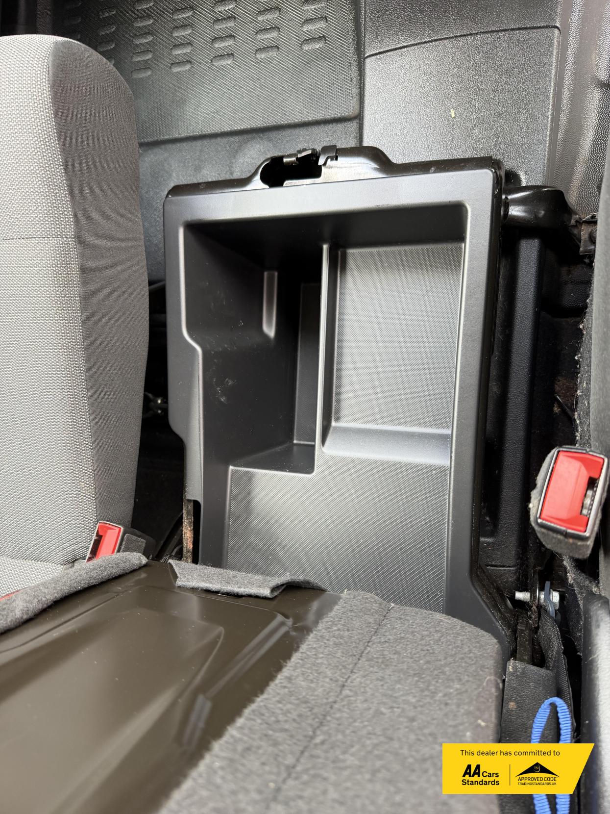 2020 Peugeot Partner 1.5 BlueHDi 1000 Professional Standard Panel Van 5dr Diesel Manual SWB Euro 6 (s/s) (100 bhp) - Thumbnail 14