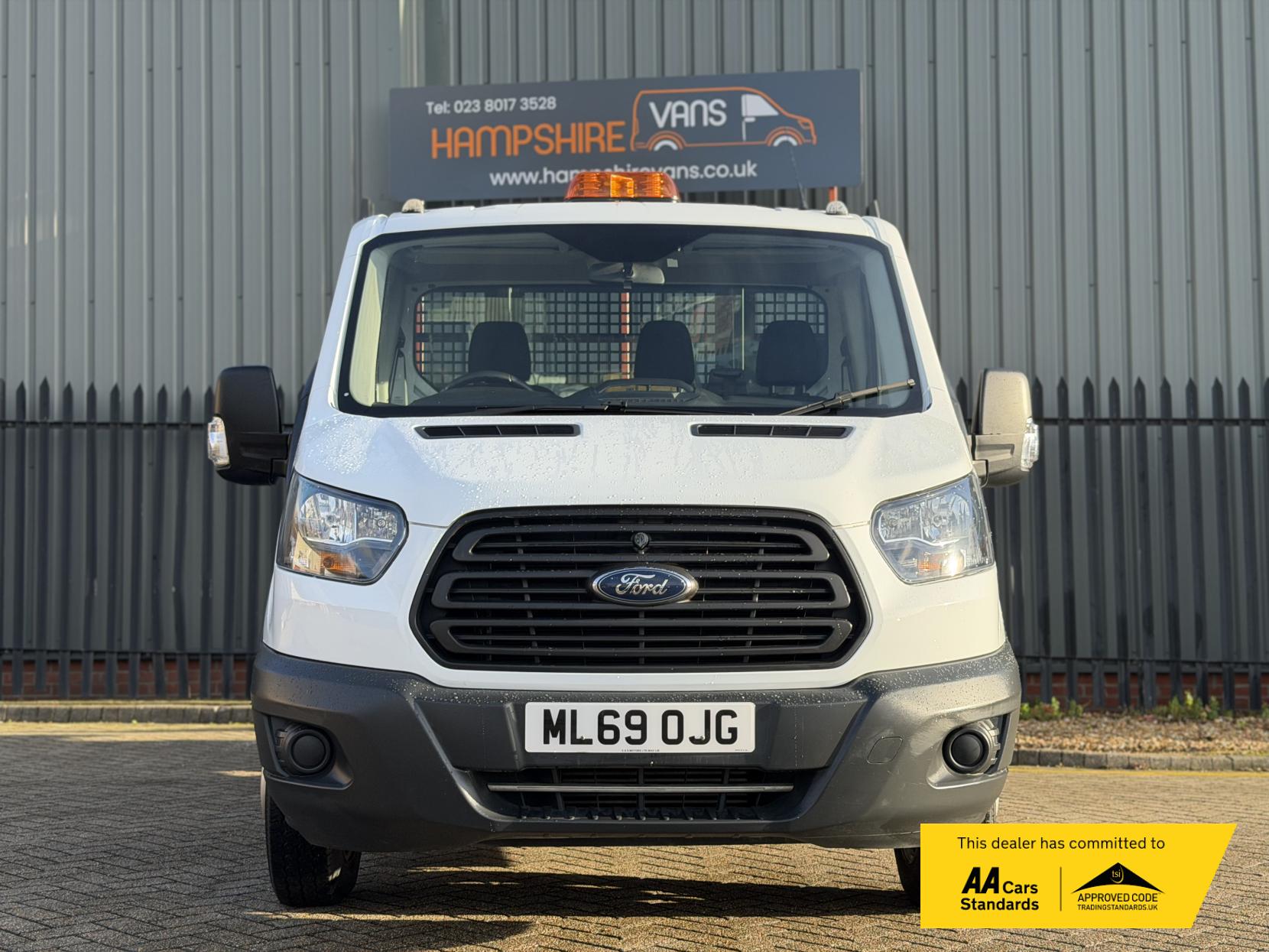 Ford Transit 2.0 350 EcoBlue 3-Way Tipper 2dr Diesel Manual RWD L2 Euro 6 (1-Stop, DRW) (130 ps)
