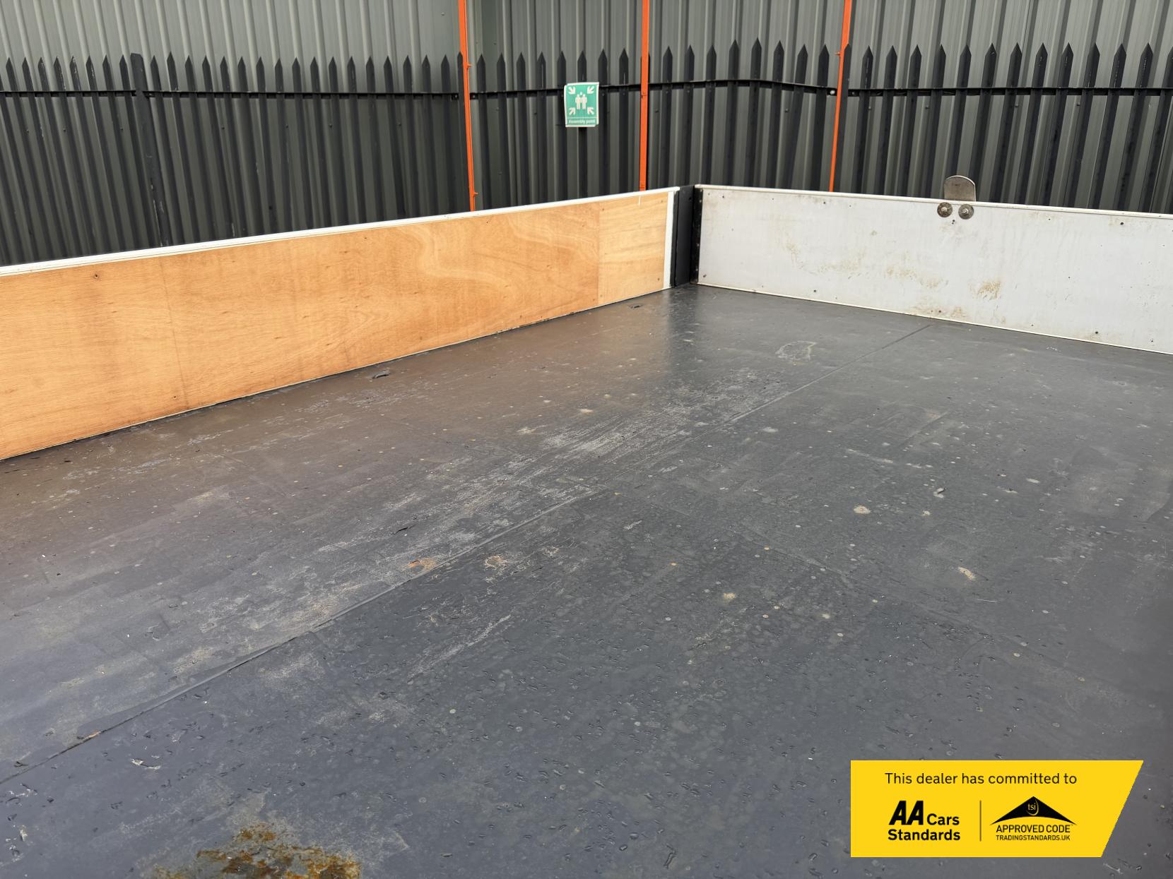 Ford Transit 2.0 350 EcoBlue 3-Way Tipper 2dr Diesel Manual RWD L2 Euro 6 (1-Stop, DRW) (130 ps)