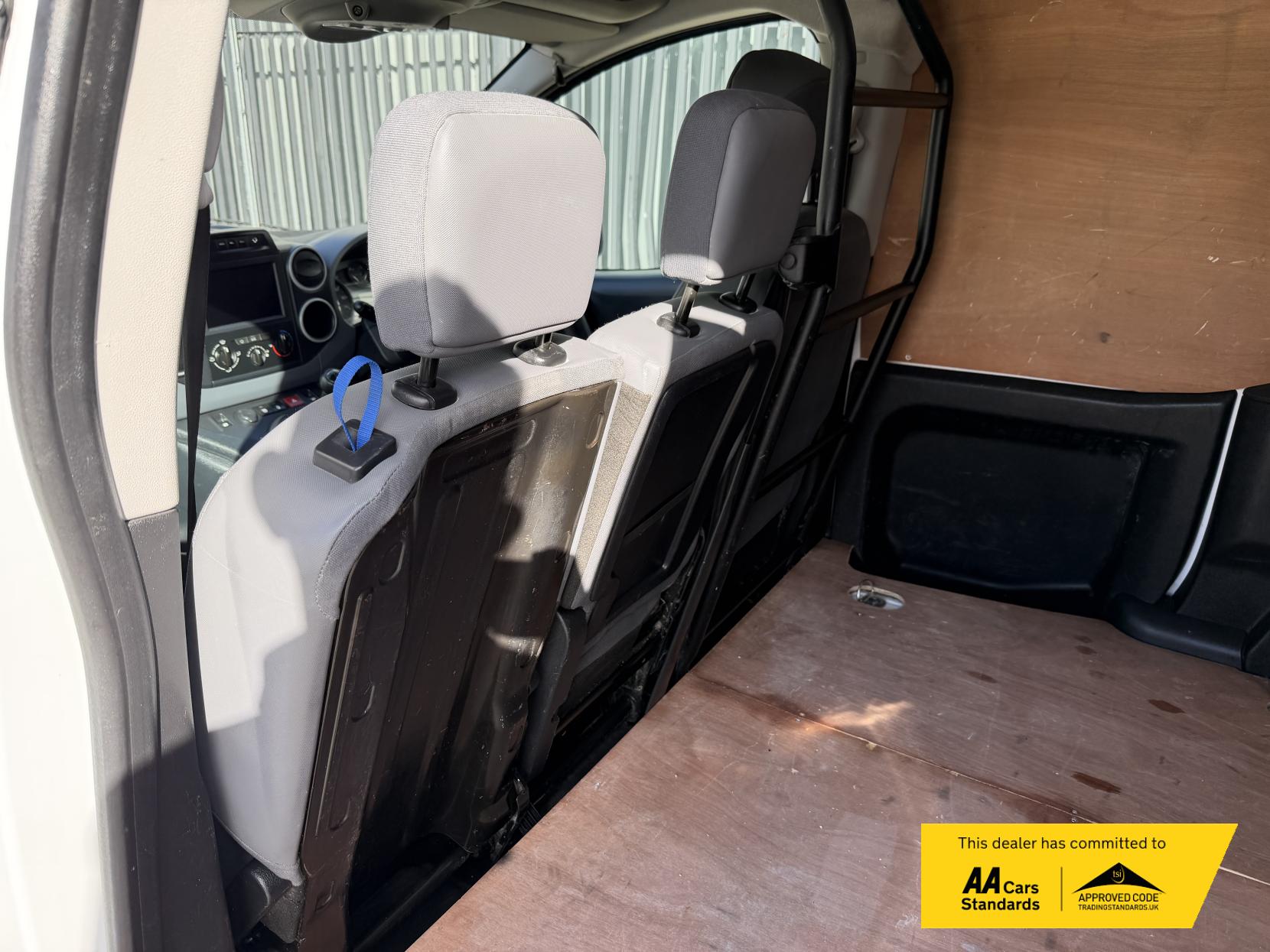 Citroen Berlingo 1.6 HDi 625 Enterprise Panel Van 5dr Diesel Manual L1 (131 g/km, 75 bhp)