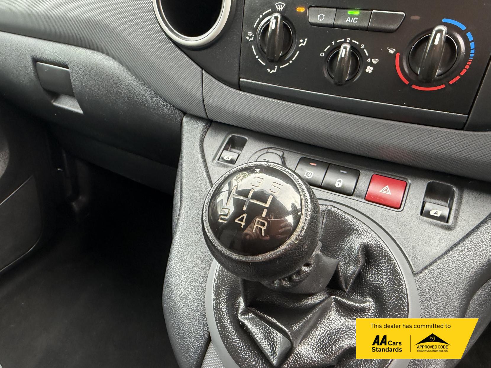 Citroen Berlingo 1.6 HDi 625 Enterprise Panel Van 5dr Diesel Manual L1 (131 g/km, 75 bhp)