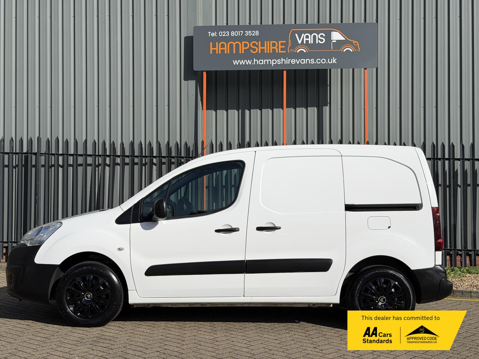 Citroen Berlingo 1.6 HDi 625 Enterprise Panel Van 5dr Diesel Manual L1 (131 g/km, 75 bhp)