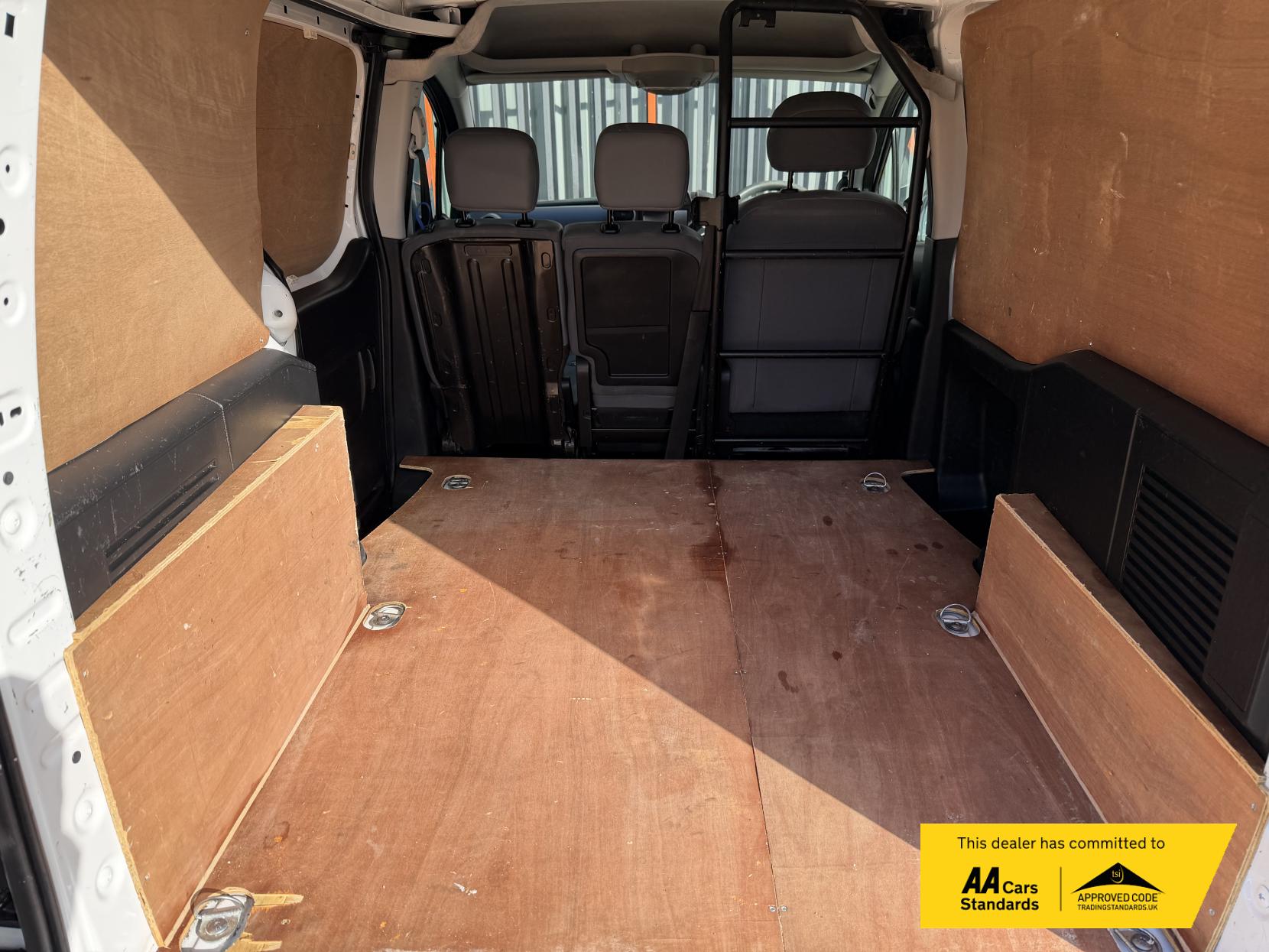 Citroen Berlingo 1.6 HDi 625 Enterprise Panel Van 5dr Diesel Manual L1 (131 g/km, 75 bhp)