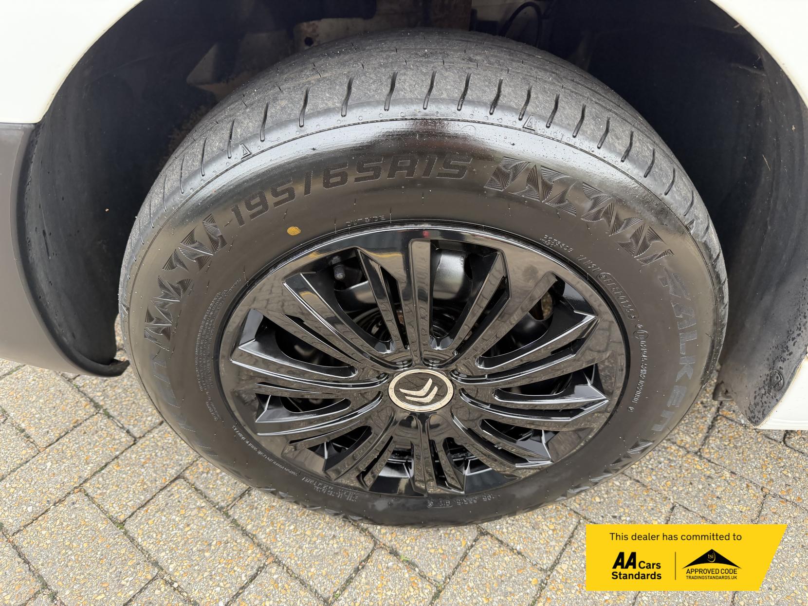 Citroen Berlingo 1.6 HDi 625 Enterprise Panel Van 5dr Diesel Manual L1 (131 g/km, 75 bhp)