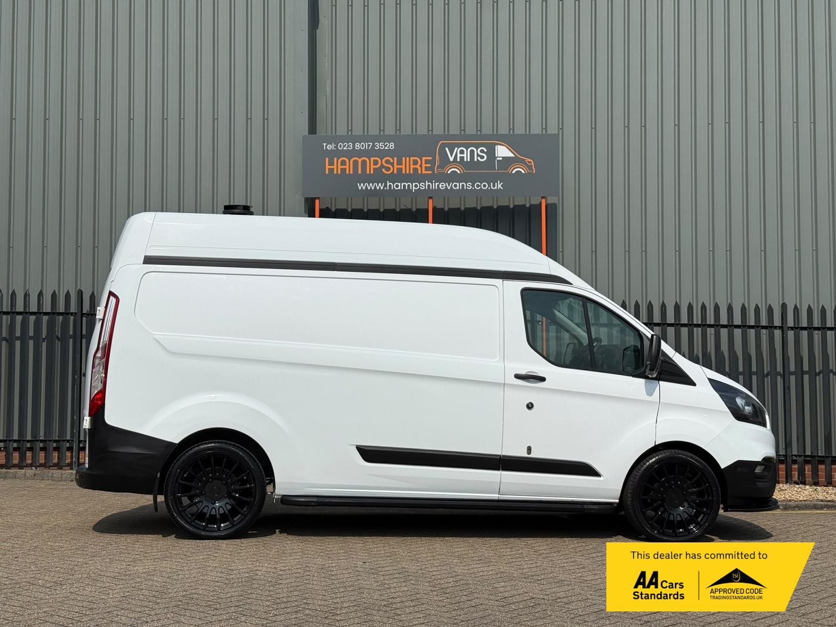 2020 Ford Transit Custom 2.0 300 EcoBlue Leader Panel Van 5dr Diesel Manual L2 H2 Euro 6 (s/s) (105 ps) - Thumbnail 6