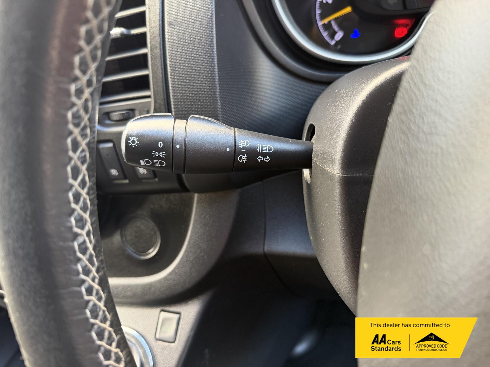 Vauxhall Vivaro 1.6 CDTi 2900 BiTurbo ecoFLEX Sportive Panel Van 5dr Diesel Manual L2 H1 Euro 5 (s/s) (120 ps)