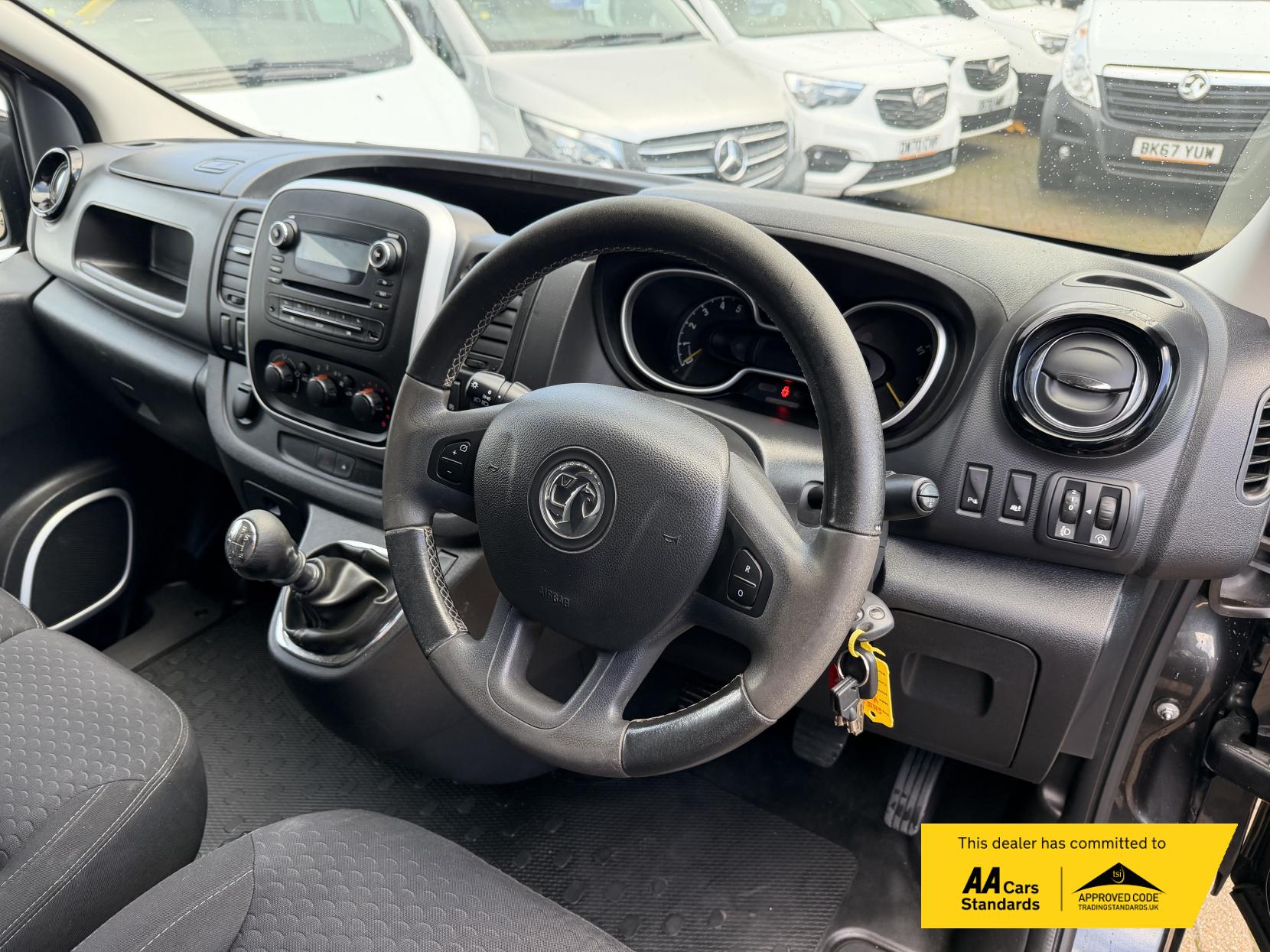 Vauxhall Vivaro 1.6 CDTi 2900 BiTurbo ecoFLEX Sportive Panel Van 5dr Diesel Manual L2 H1 Euro 5 (s/s) (120 ps)
