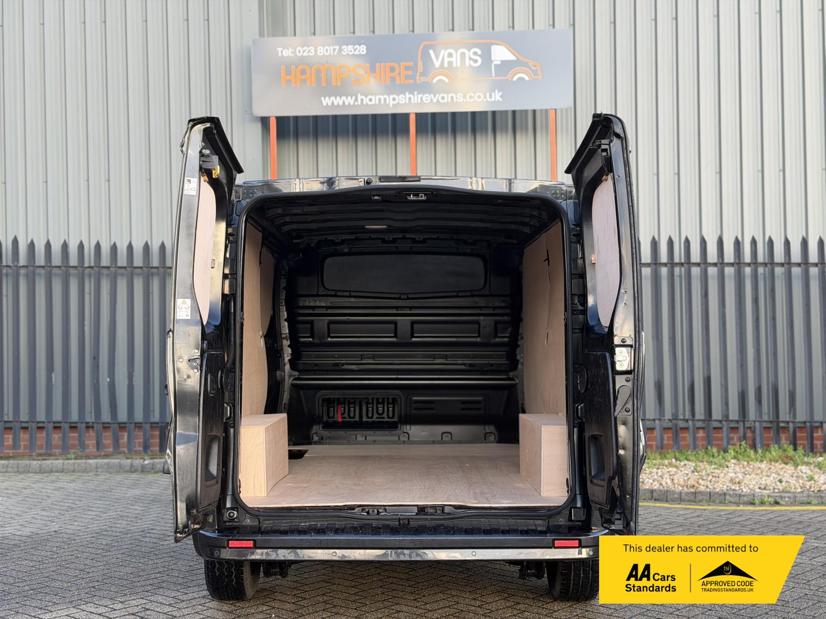 Vauxhall Vivaro 1.6 CDTi 2900 BiTurbo ecoFLEX Sportive Panel Van 5dr Diesel Manual L2 H1 Euro 5 (s/s) (120 ps)