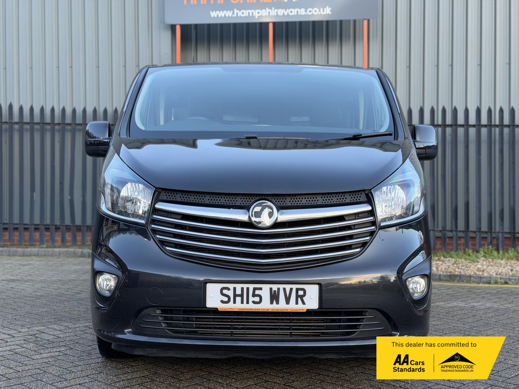 Vauxhall Vivaro 1.6 CDTi 2900 BiTurbo ecoFLEX Sportive Panel Van 5dr Diesel Manual L2 H1 Euro 5 (s/s) (120 ps)