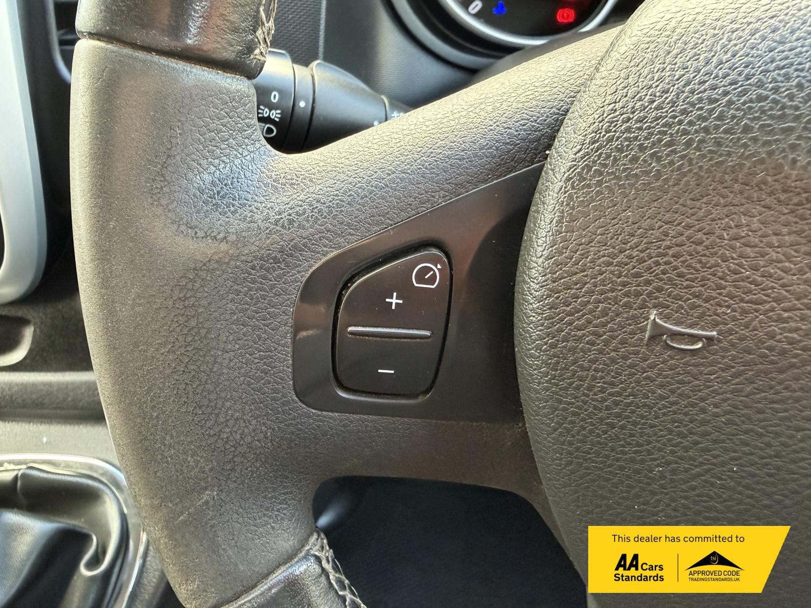 Vauxhall Vivaro 1.6 CDTi 2900 BiTurbo ecoFLEX Sportive Panel Van 5dr Diesel Manual L2 H1 Euro 5 (s/s) (120 ps)