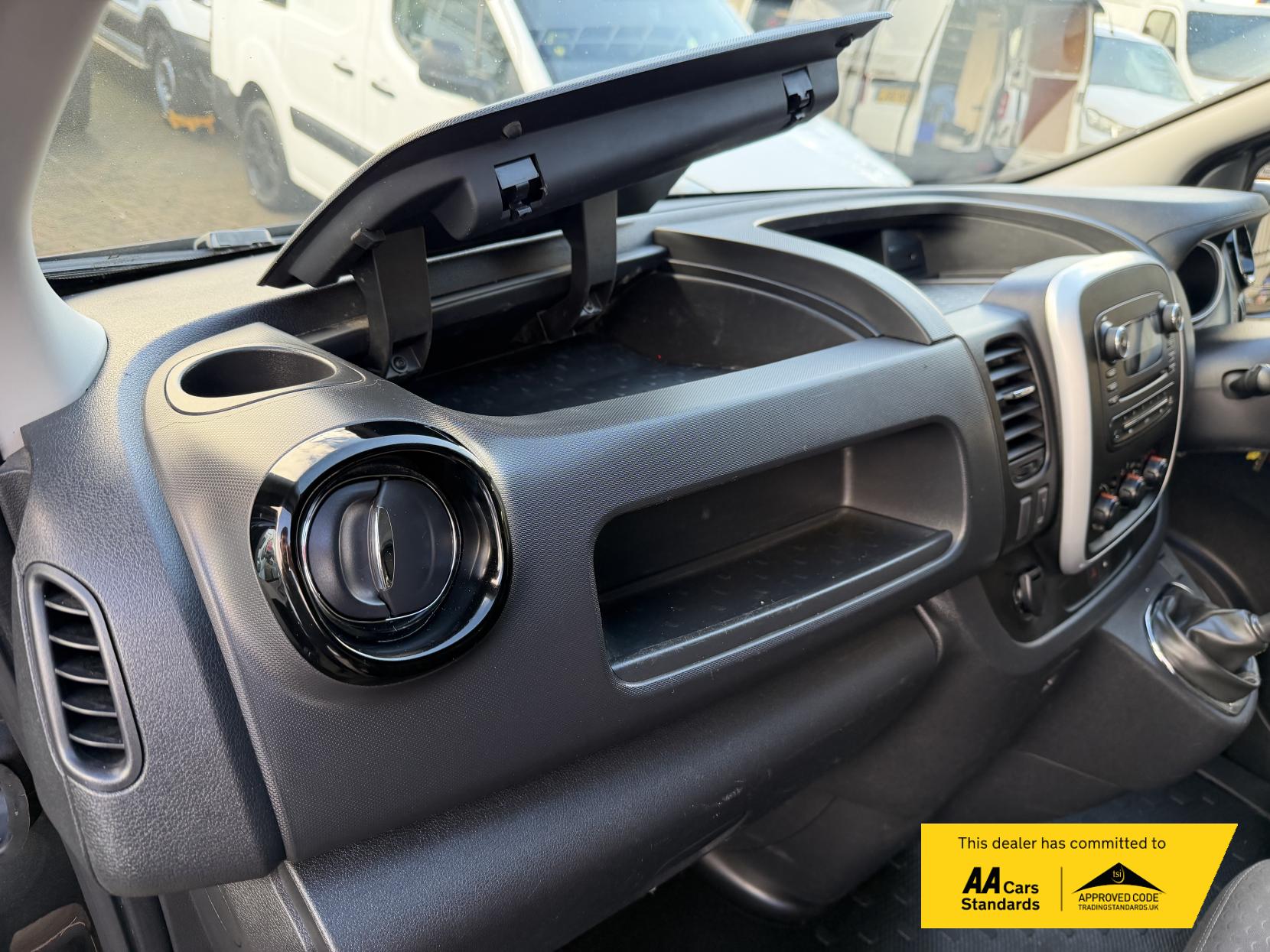 Vauxhall Vivaro 1.6 CDTi 2900 BiTurbo ecoFLEX Sportive Panel Van 5dr Diesel Manual L2 H1 Euro 5 (s/s) (120 ps)