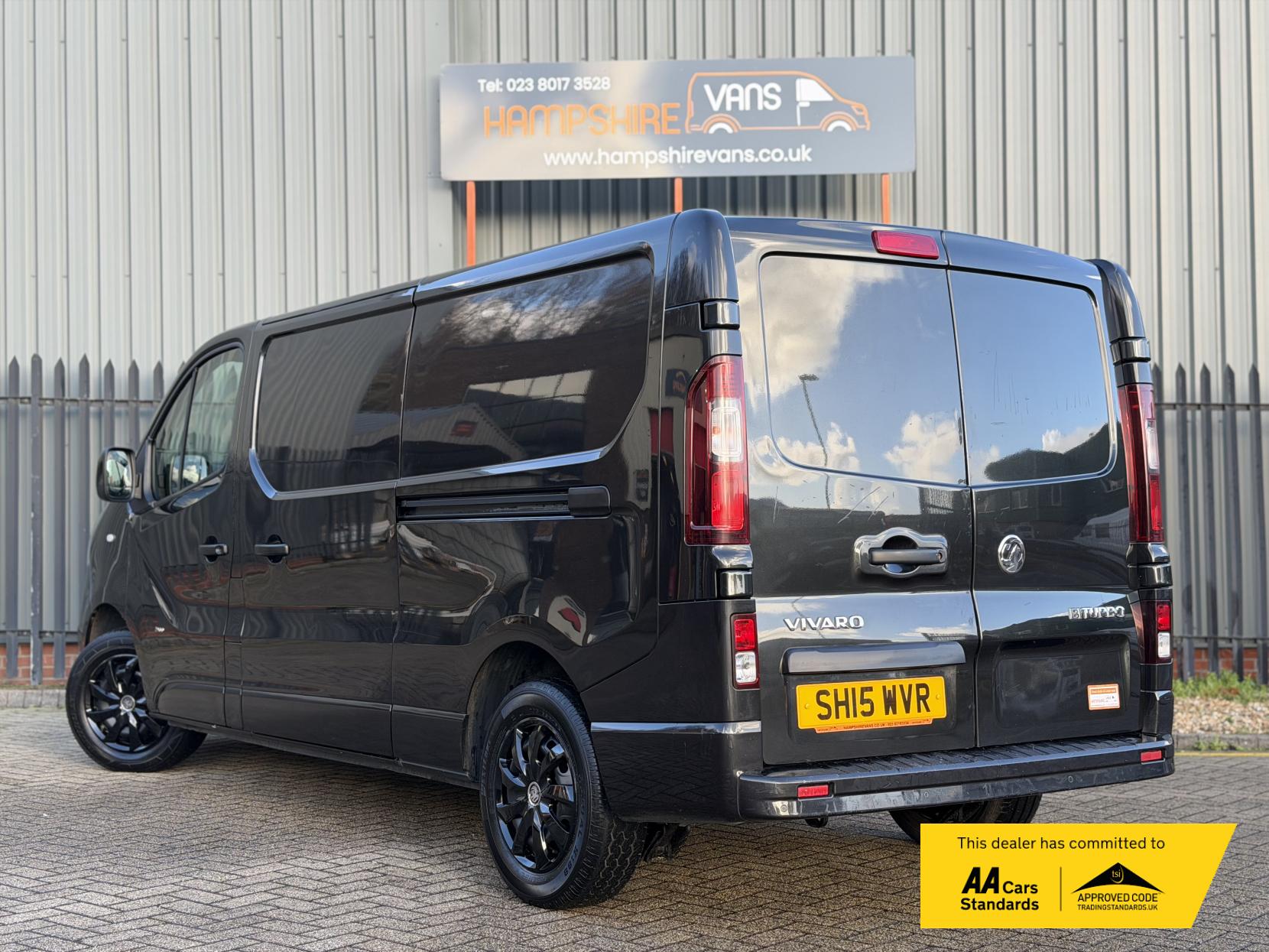 Vauxhall Vivaro 1.6 CDTi 2900 BiTurbo ecoFLEX Sportive Panel Van 5dr Diesel Manual L2 H1 Euro 5 (s/s) (120 ps)