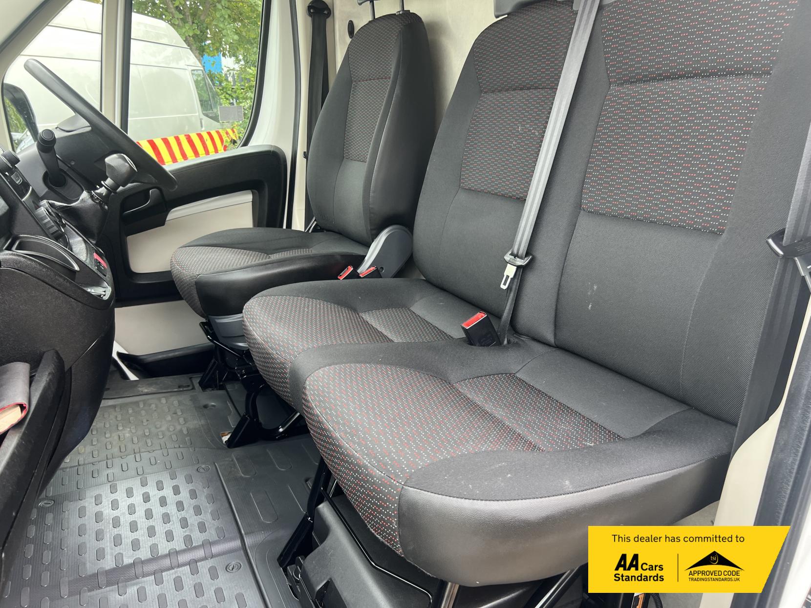Citroen Relay 2.0 BlueHDi 35 Panel Van 5dr Diesel Manual L2 Euro 6 (130 ps)