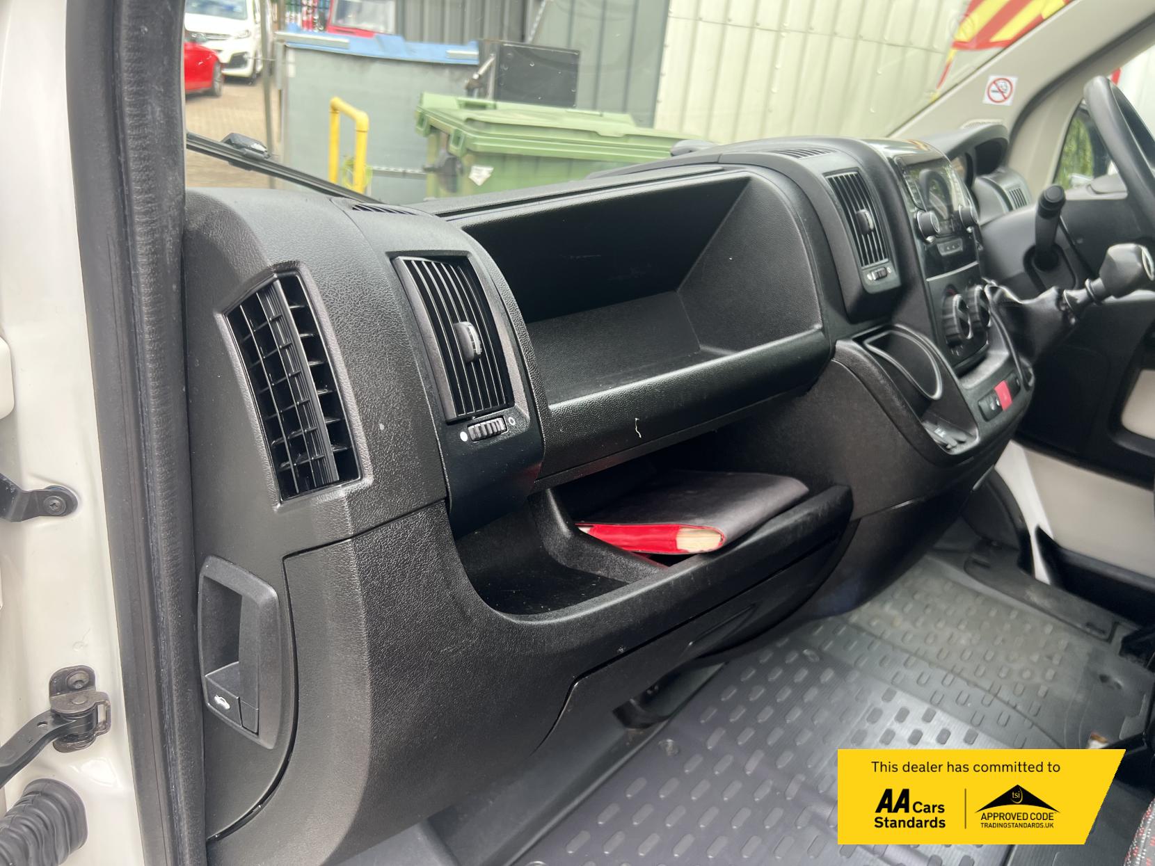 Citroen Relay 2.0 BlueHDi 35 Panel Van 5dr Diesel Manual L2 Euro 6 (130 ps)