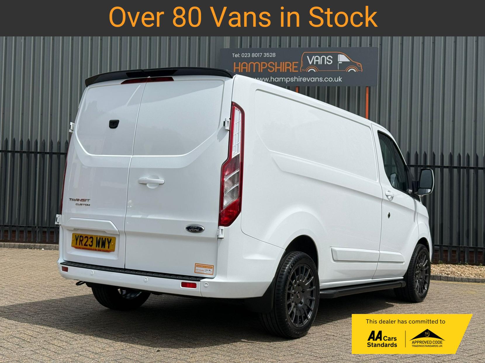 2023 Ford Transit Custom 2.0 280 EcoBlue Limited Panel Van 5dr Diesel Manual L1 H1 Euro 6 (s/s) (130 ps) - Thumbnail 4
