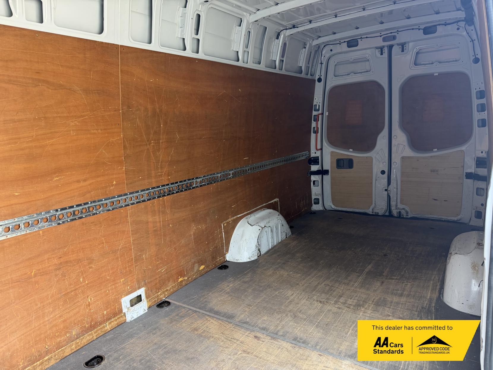 Mercedes-Benz Sprinter 2.1 314 CDi Panel Van 5dr Diesel Manual RWD L3 H3 (218 g/km, 140 bhp)