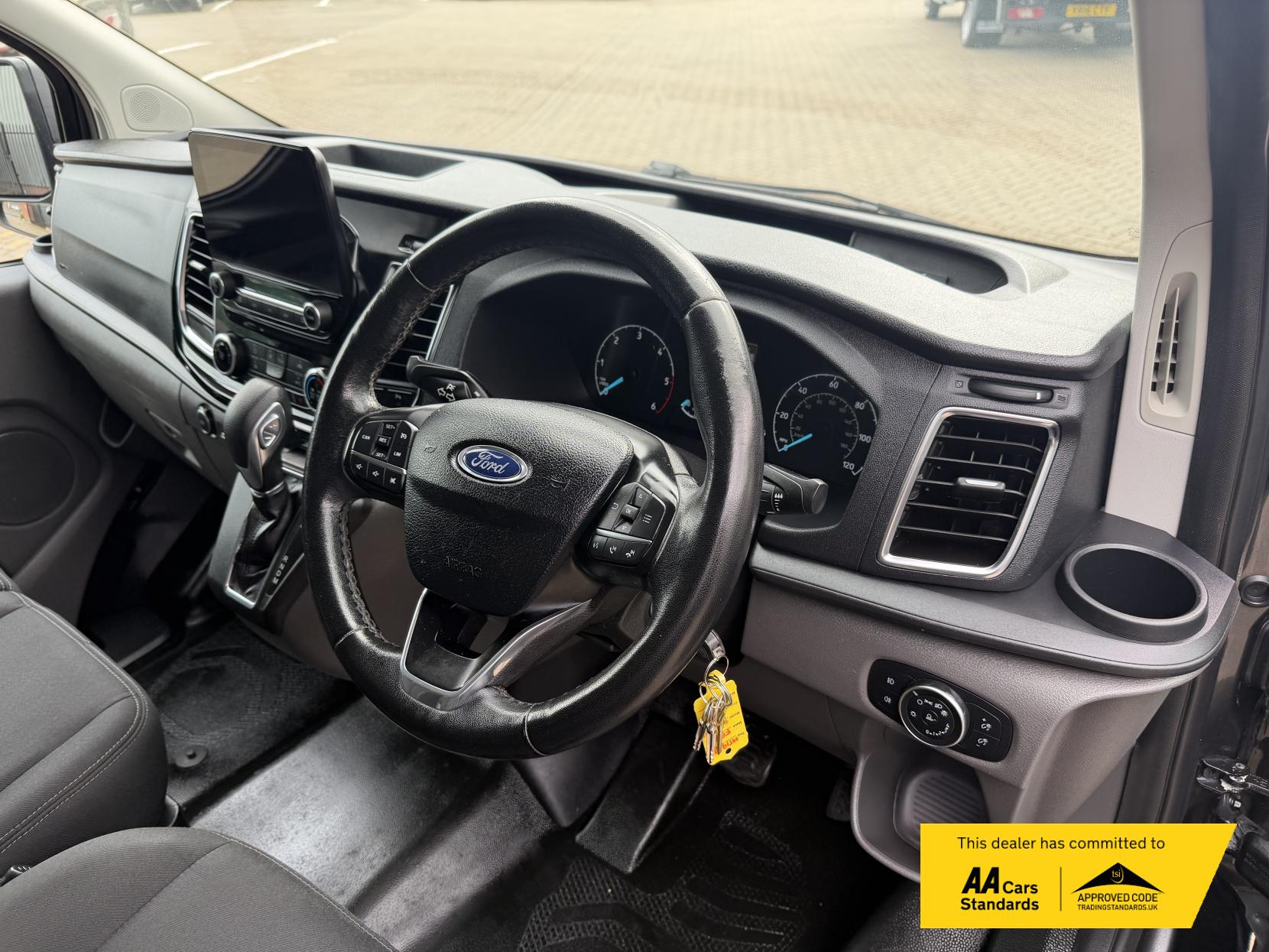 2019 Ford Transit Custom 2.0 280 EcoBlue Limited Panel Van 5dr Diesel Auto L1 H1 Euro 6 (s/s) (170 ps) - Thumbnail 46