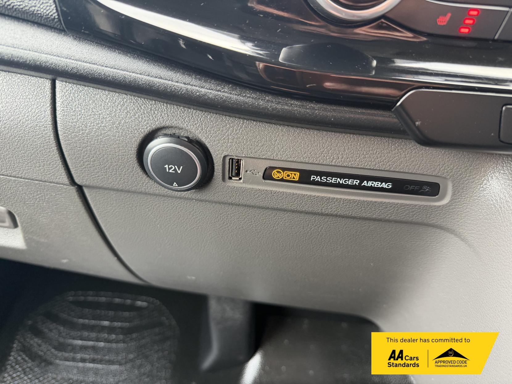 2019 Ford Transit Custom 2.0 280 EcoBlue Limited Panel Van 5dr Diesel Auto L1 H1 Euro 6 (s/s) (170 ps) - Thumbnail 34