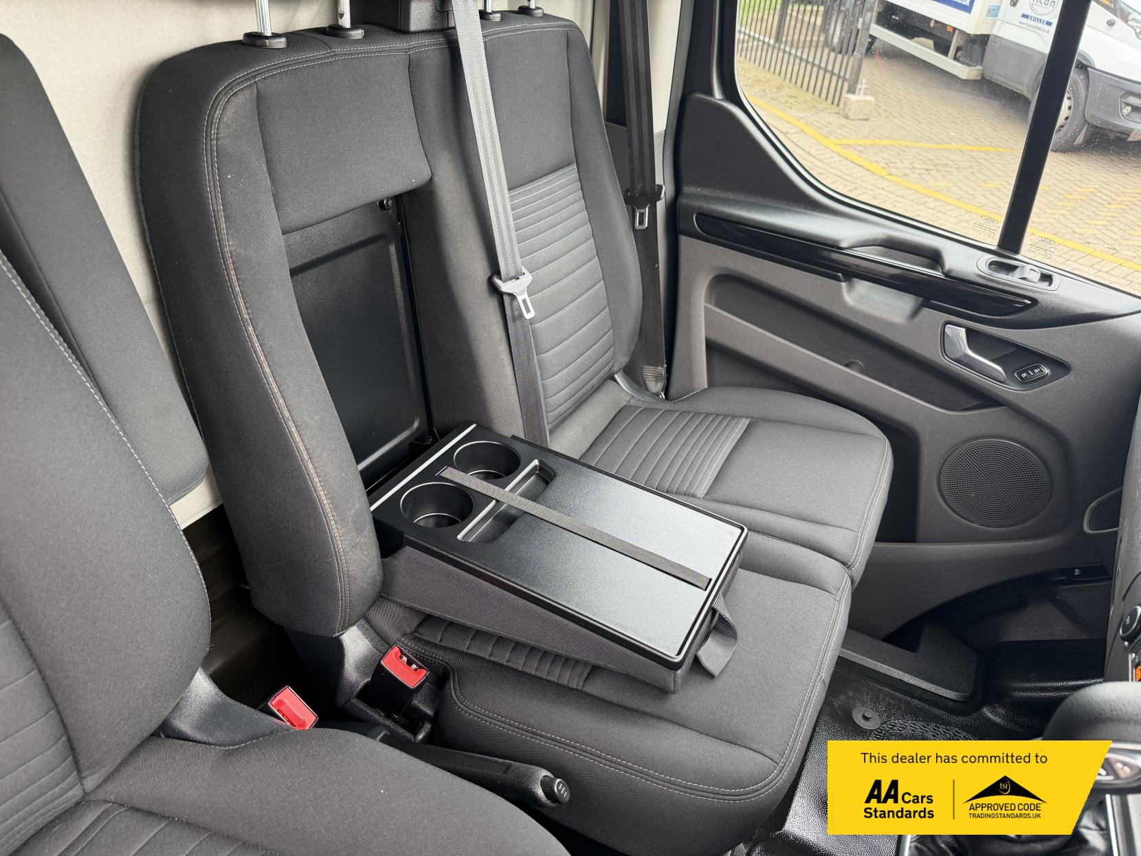2019 Ford Transit Custom 2.0 280 EcoBlue Limited Panel Van 5dr Diesel Auto L1 H1 Euro 6 (s/s) (170 ps) - Thumbnail 12