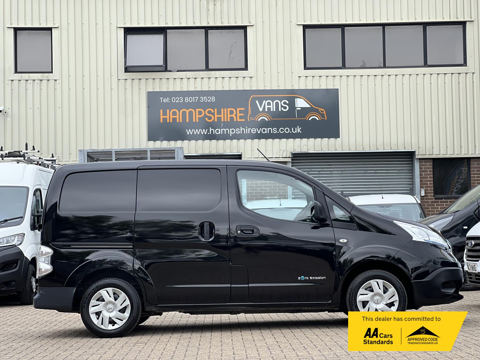 Nissan e-NV200 Acenta Panel Van 5dr Electric Auto SWB (109 ps)