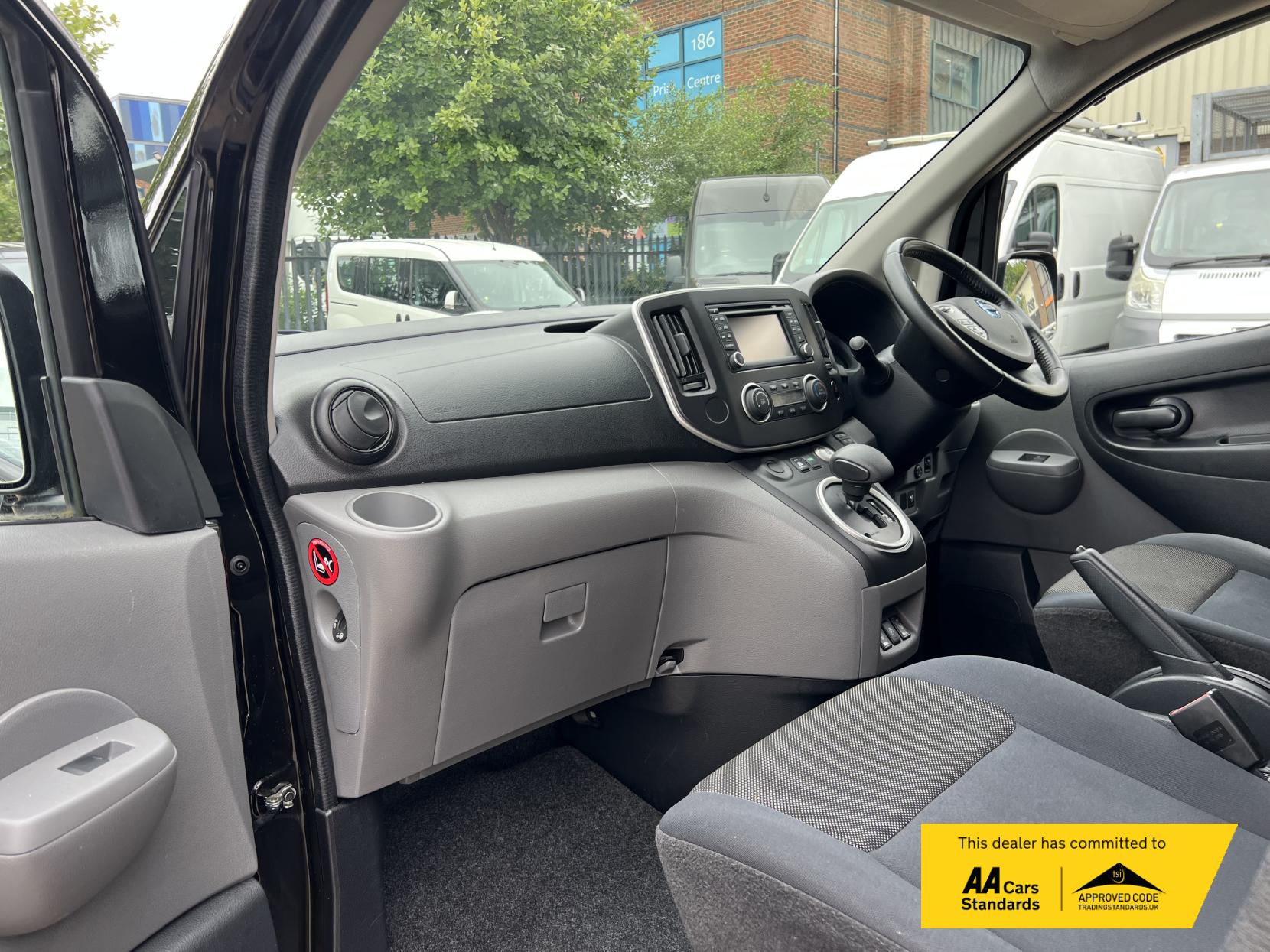 Nissan e-NV200 Acenta Panel Van 5dr Electric Auto SWB (109 ps)