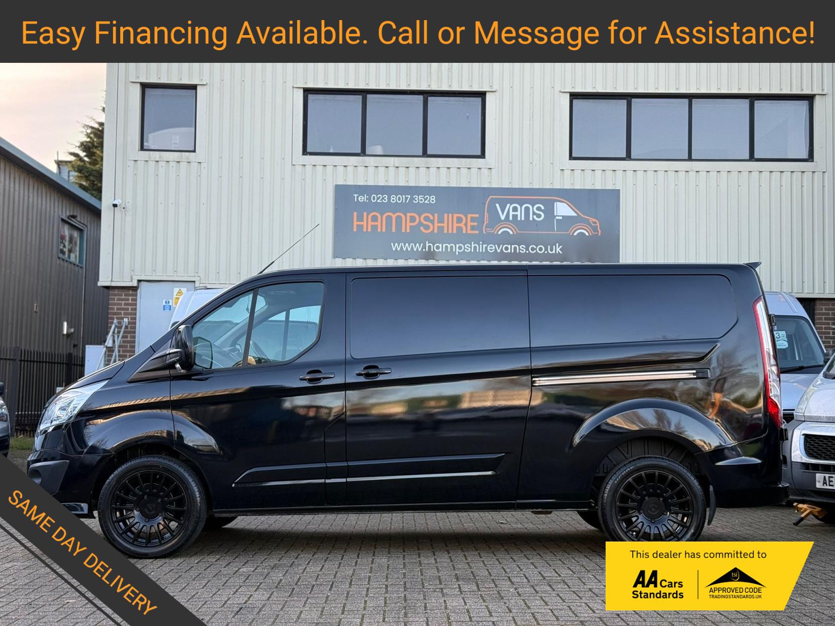 Ford Transit Custom 2.2 TDCi 290 Limited Panel Van 5dr Diesel Manual L2 H1 (186 g/km, 123 bhp)