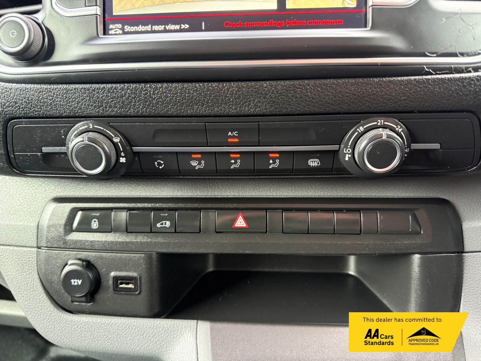 Citroen Dispatch 2.0 BlueHDi 1400 Driver M Panel Van 6dr Diesel Manual FWD 2 Euro 6 (s/s) (120 ps)