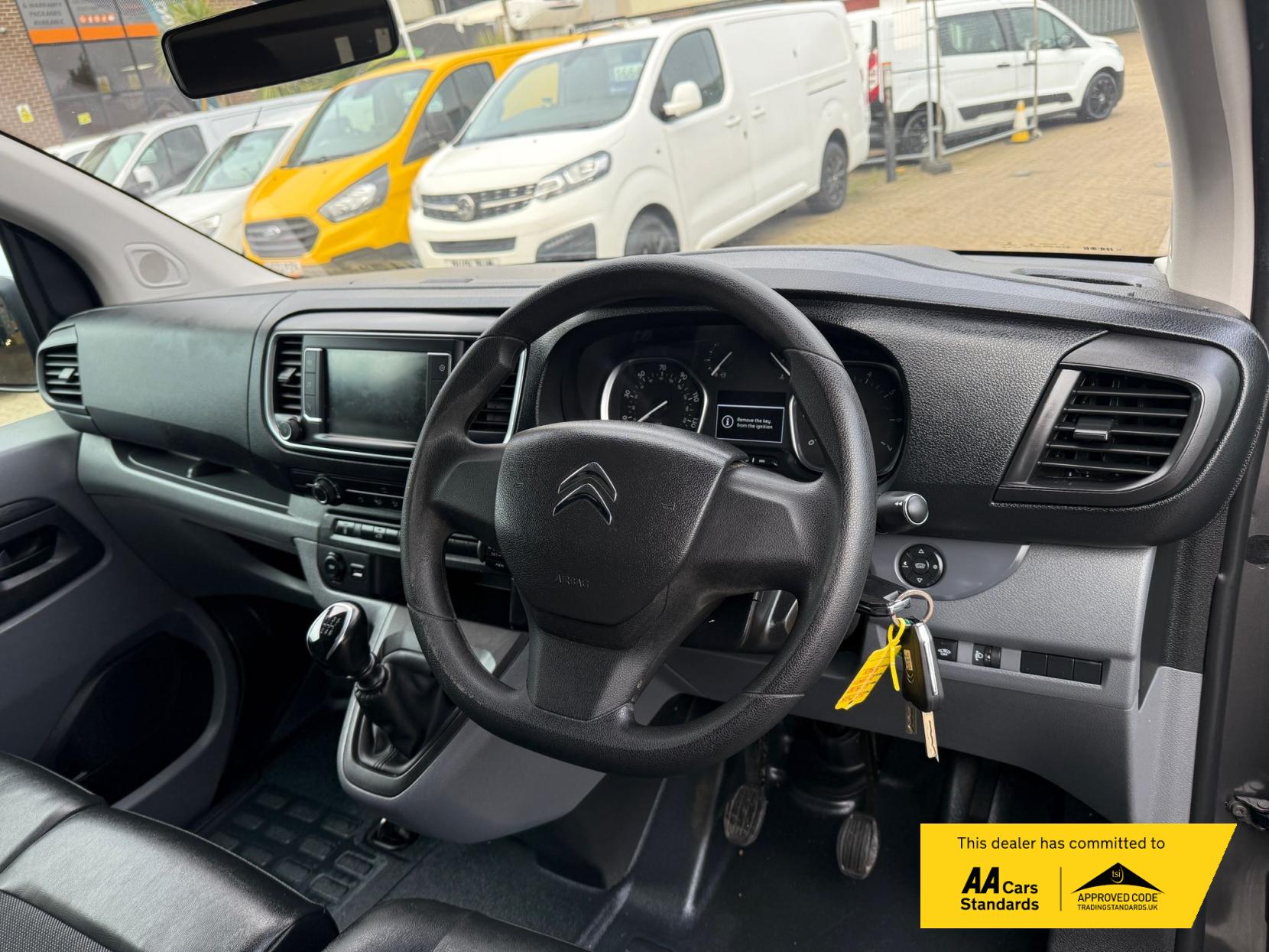 Citroen Dispatch 2.0 BlueHDi 1400 Driver M Panel Van 6dr Diesel Manual FWD 2 Euro 6 (s/s) (120 ps)