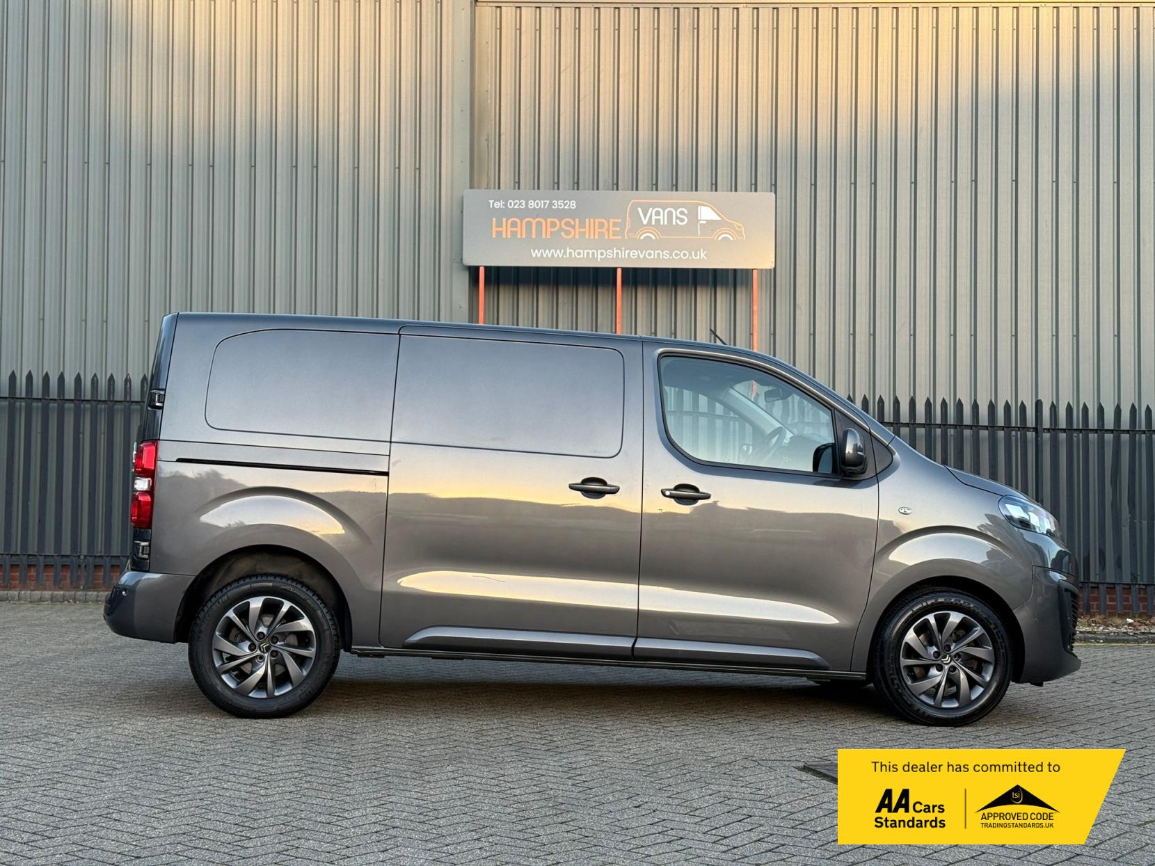 Citroen Dispatch 2.0 BlueHDi 1400 Driver M Panel Van 6dr Diesel Manual FWD 2 Euro 6 (s/s) (120 ps)